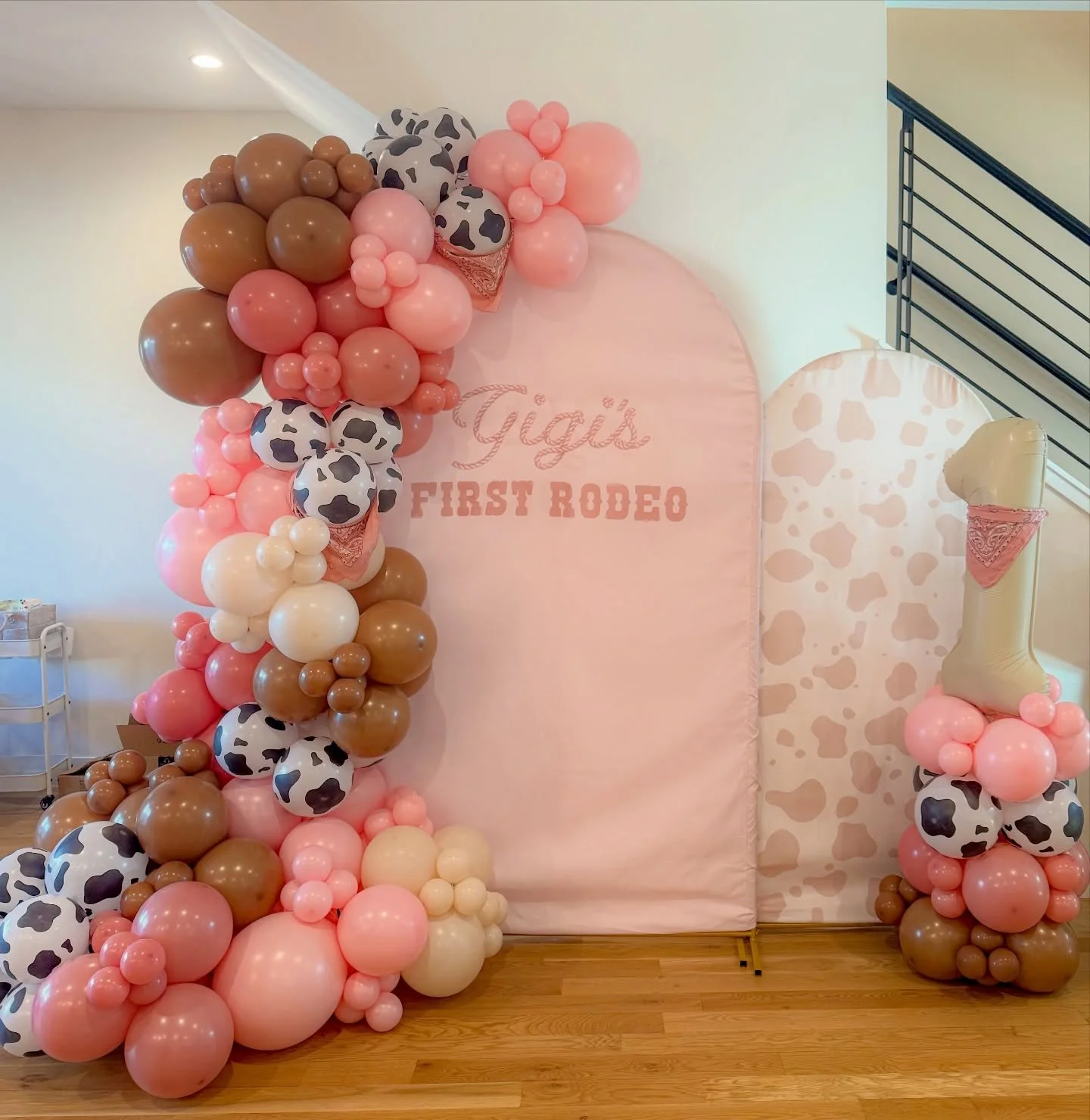 🤠 First Rodeo 🤠🎀

#firstrodeobirthday #denverballoons #firstbirthday