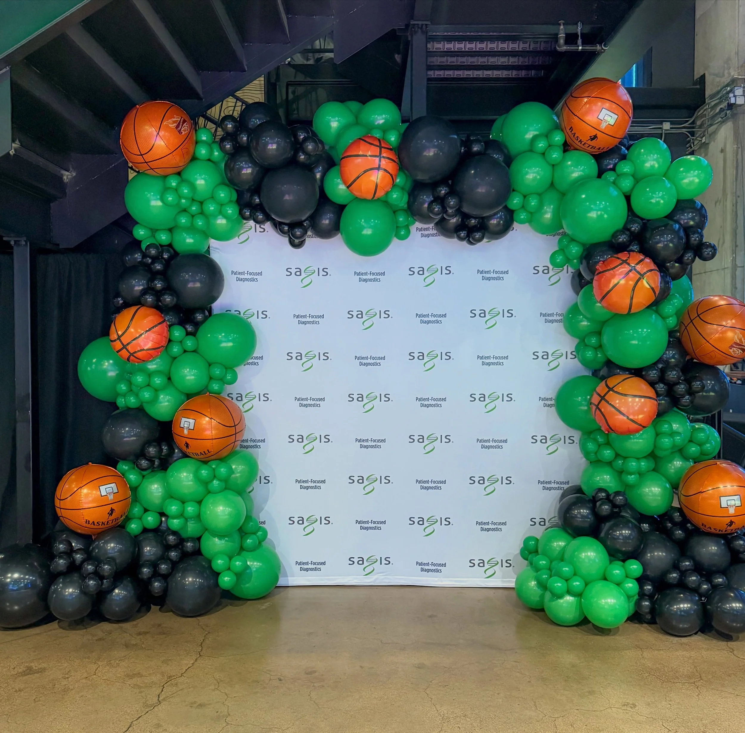 Corporate party season is in full swing 🏀 Your event deserves more than a plain backdrop &mdash; let&rsquo;s build something to rev up your party.
Drop a 🏀 if you&rsquo;re ready to ball out on your next event.

@toms.watch.bar 
@alphalitdenver 

#c