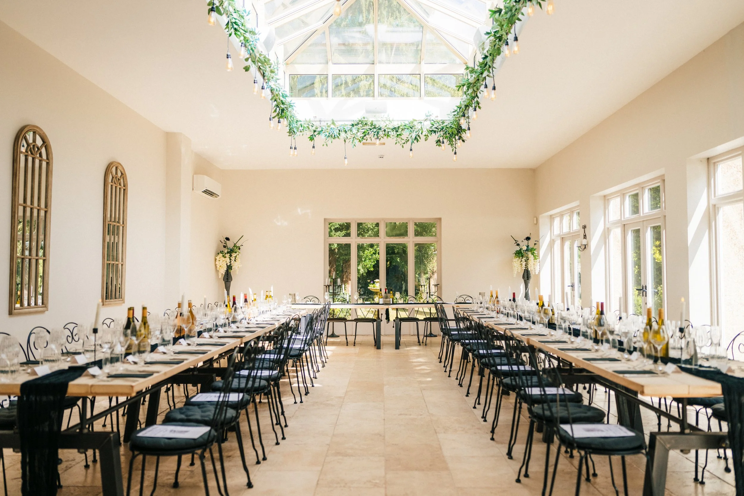  WOODBOROUGH HALL WEDDING VENUE PHOTOS - venue setup for the wedding breakfast 