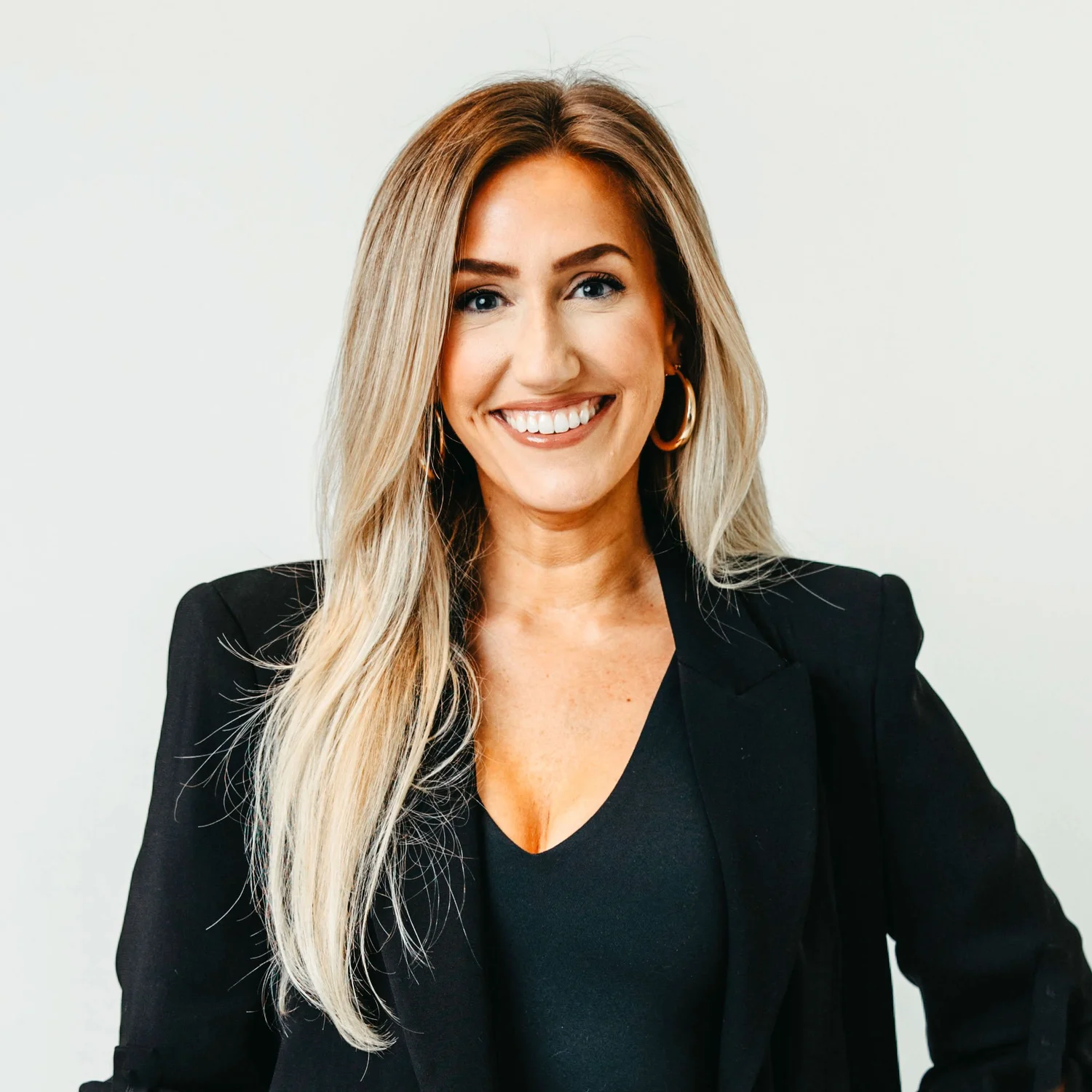 Jesi Hook, Founder & Chief Executive Officer at Vallure Agency