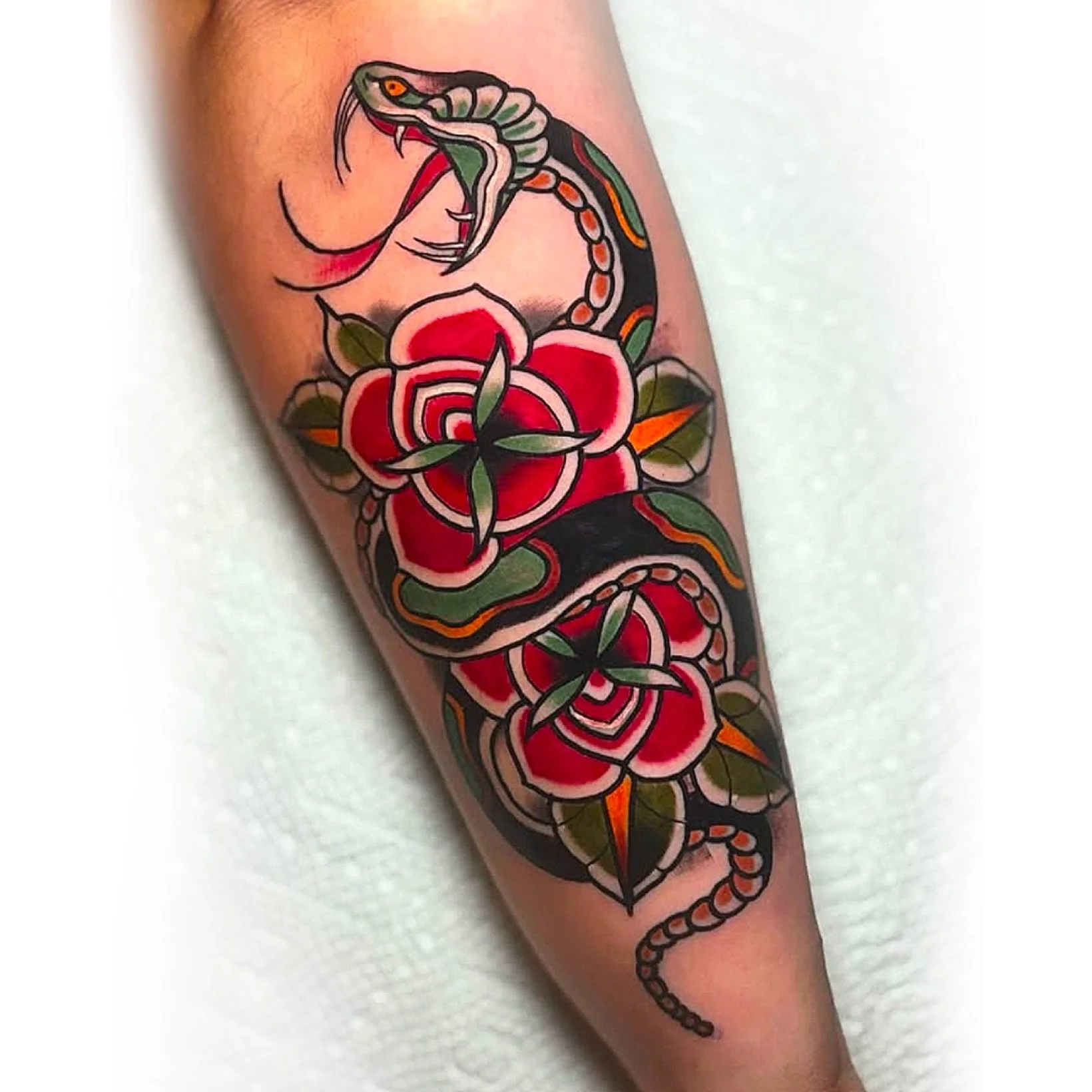 Always a solid choice…
@toddshowdown 💀 @toddshowdownflash
www.toddshowdown.com
www.LakeviewTattoo.com ⚓️ Contact@LakeviewTattoo.com
#traditionaltattoos #neotradtattoos #ftcollinstattoos #windsorco #nocotattoos #tattooing #tattoist #tat #t