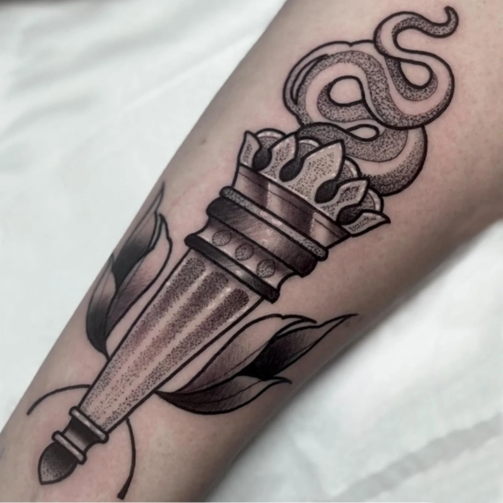 Solid first tattoo&hellip;

@Toddshowdown 💀 @toddshowdownflash ☠️ www.ToddShowdown.com 
www.LakeviewTattoo.com ⚓️ Contact@LakeviewTattoo.com

#americantraditionaltattoo #neotradtattoos #ftcollins #windsor #denver #colorado