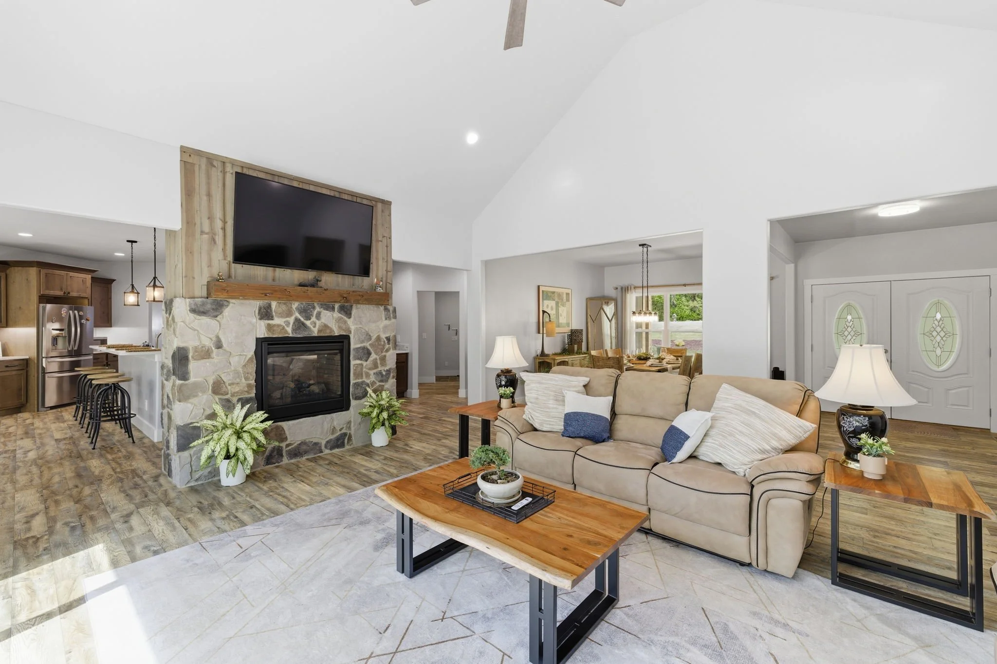 15-delia-knight-7351-hidden-view-dr-great-room-fireplace-angle-oak-ridge-nc-27310.jpg