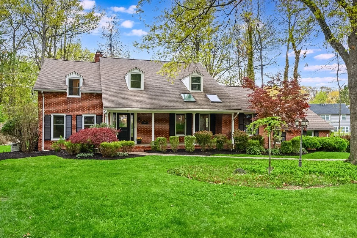71 Tree Top Drive, Springfield