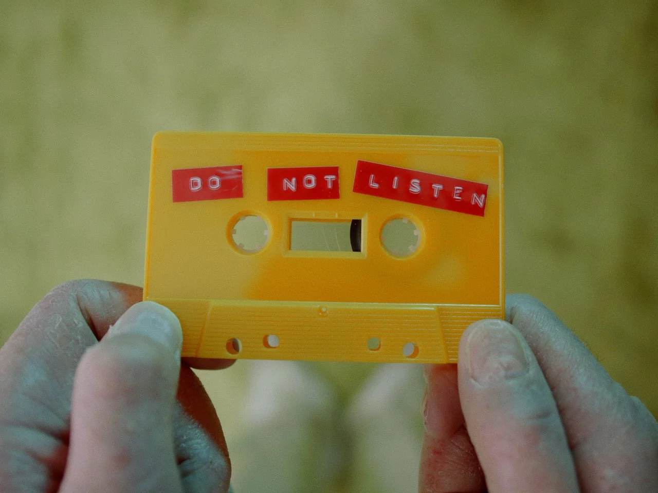 EARWORM-LO-04.jpg