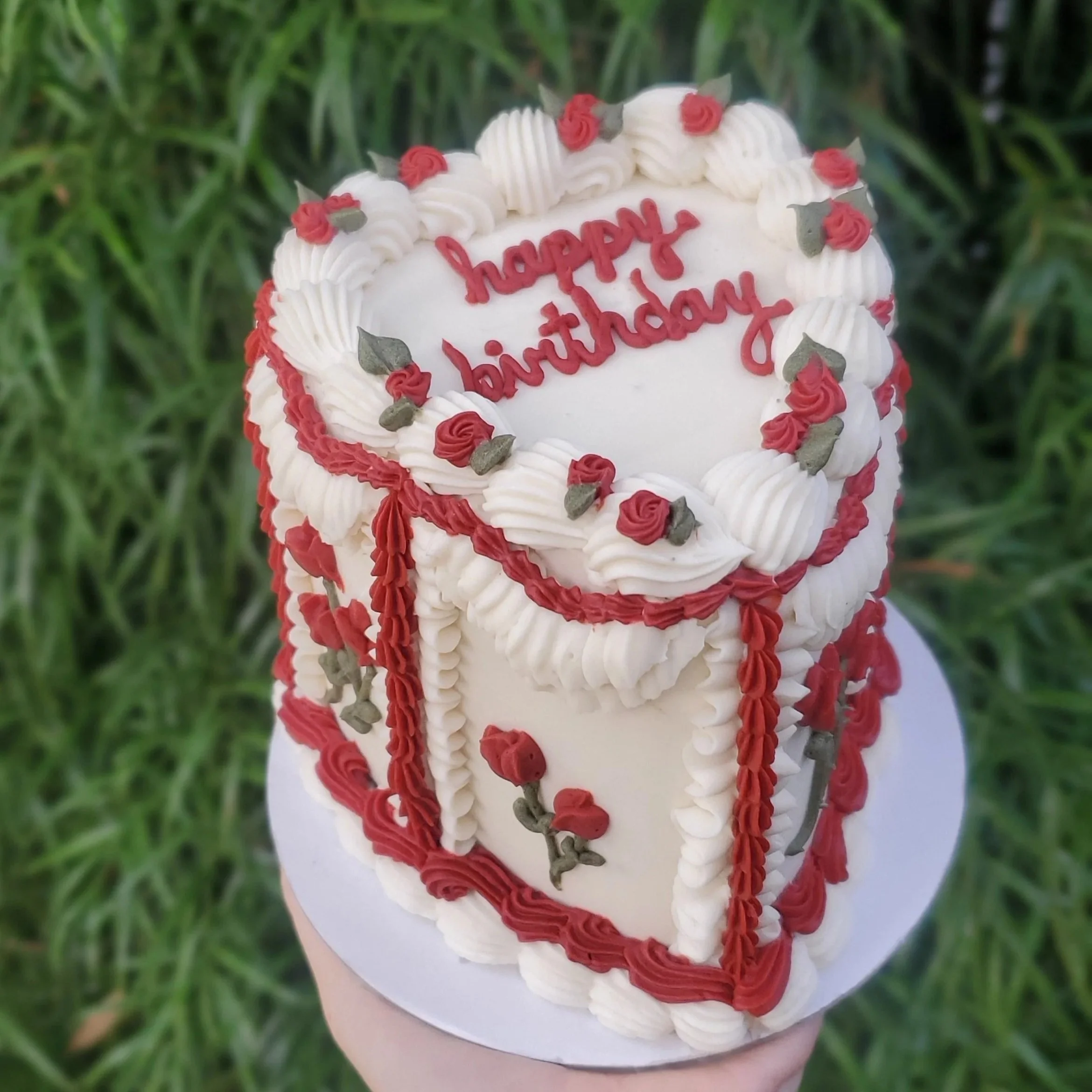 white and red vintage floral mini heart cake