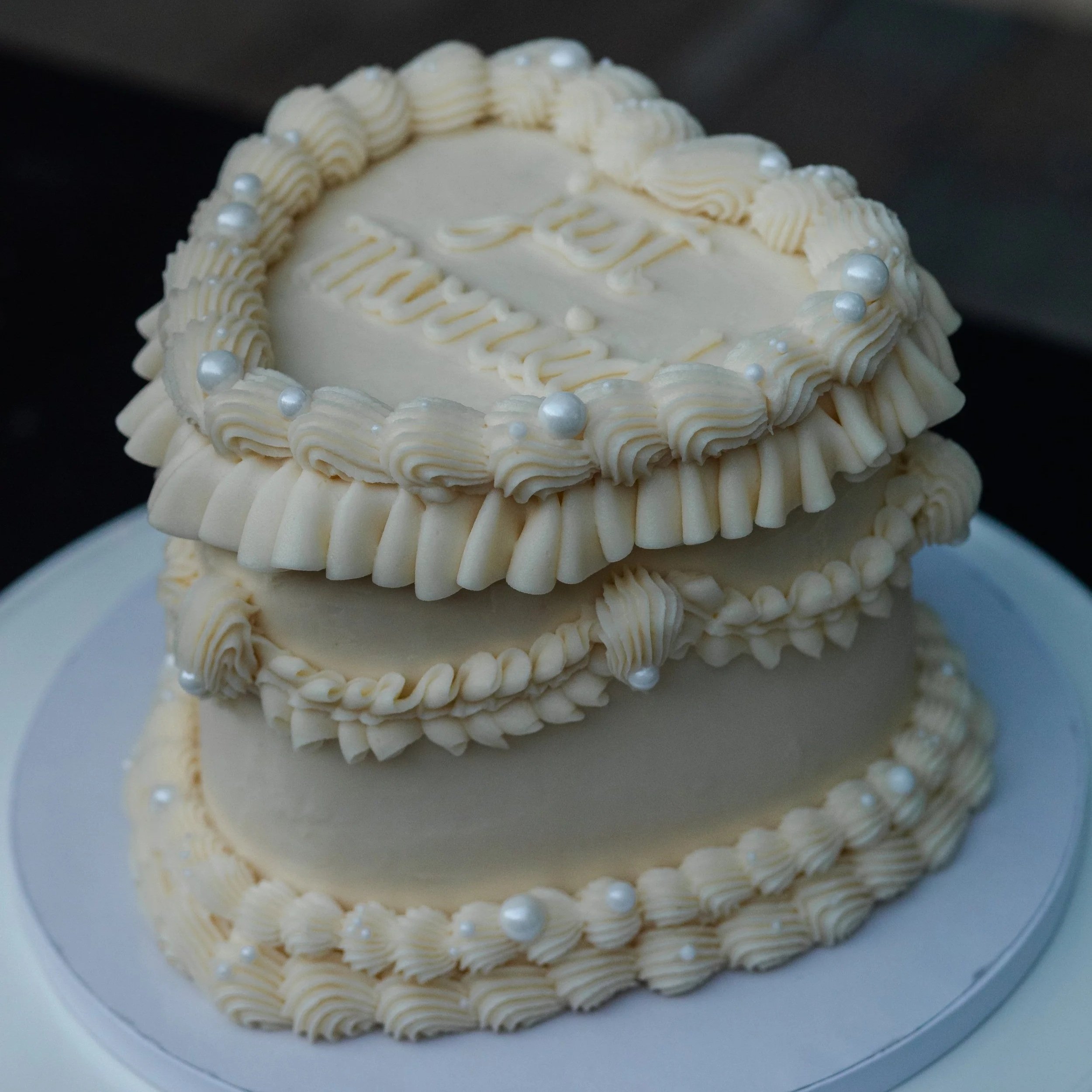 heart shaped vintage wedding cutting cake