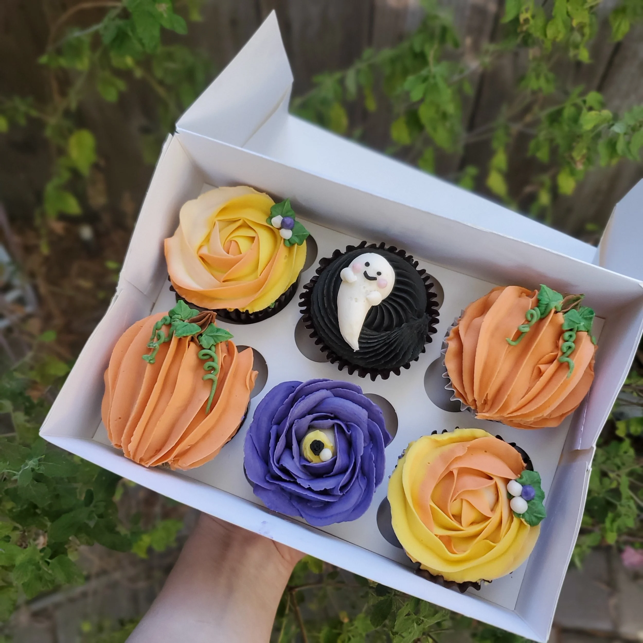 October Halloween Cupcakes
