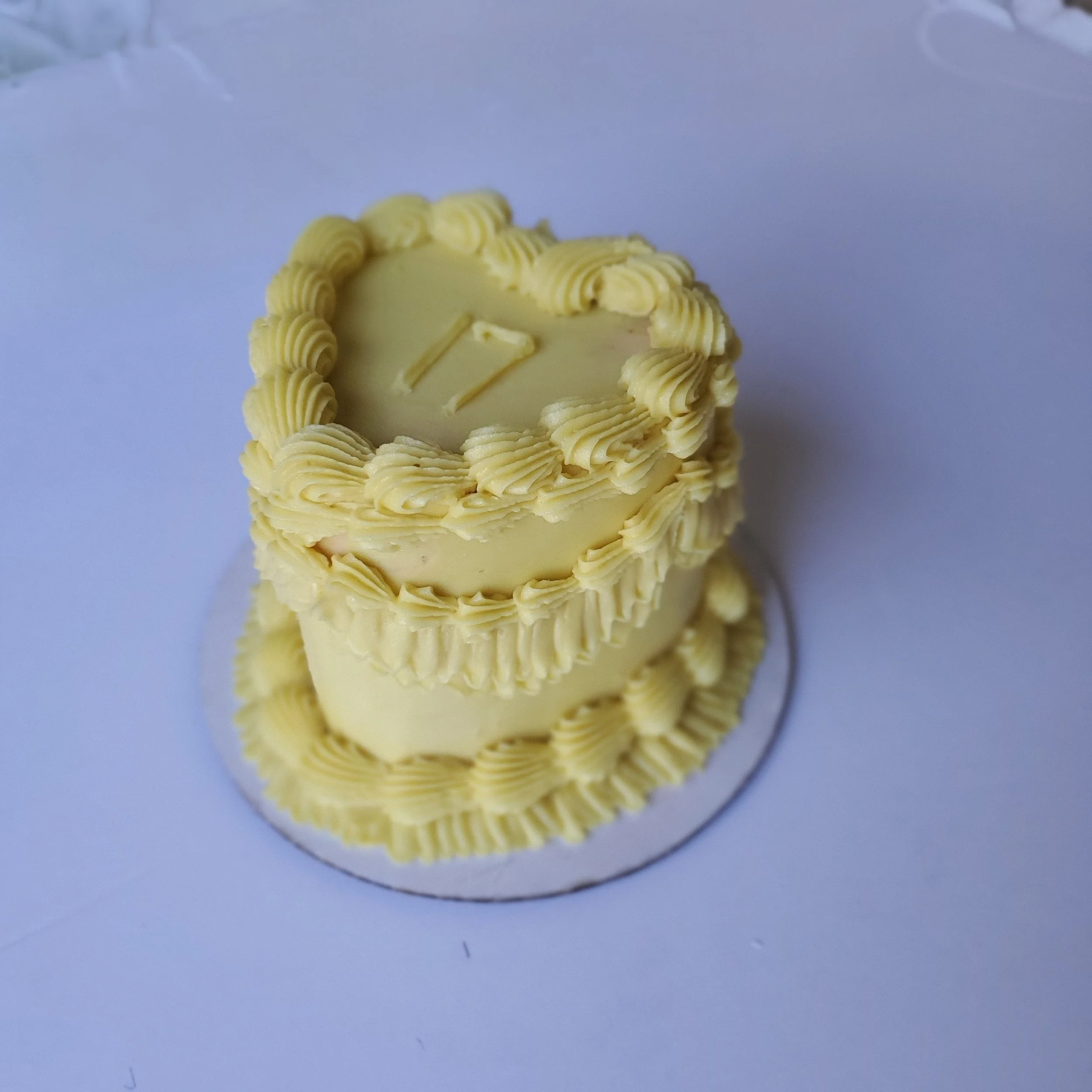 yellow vintage heart cake