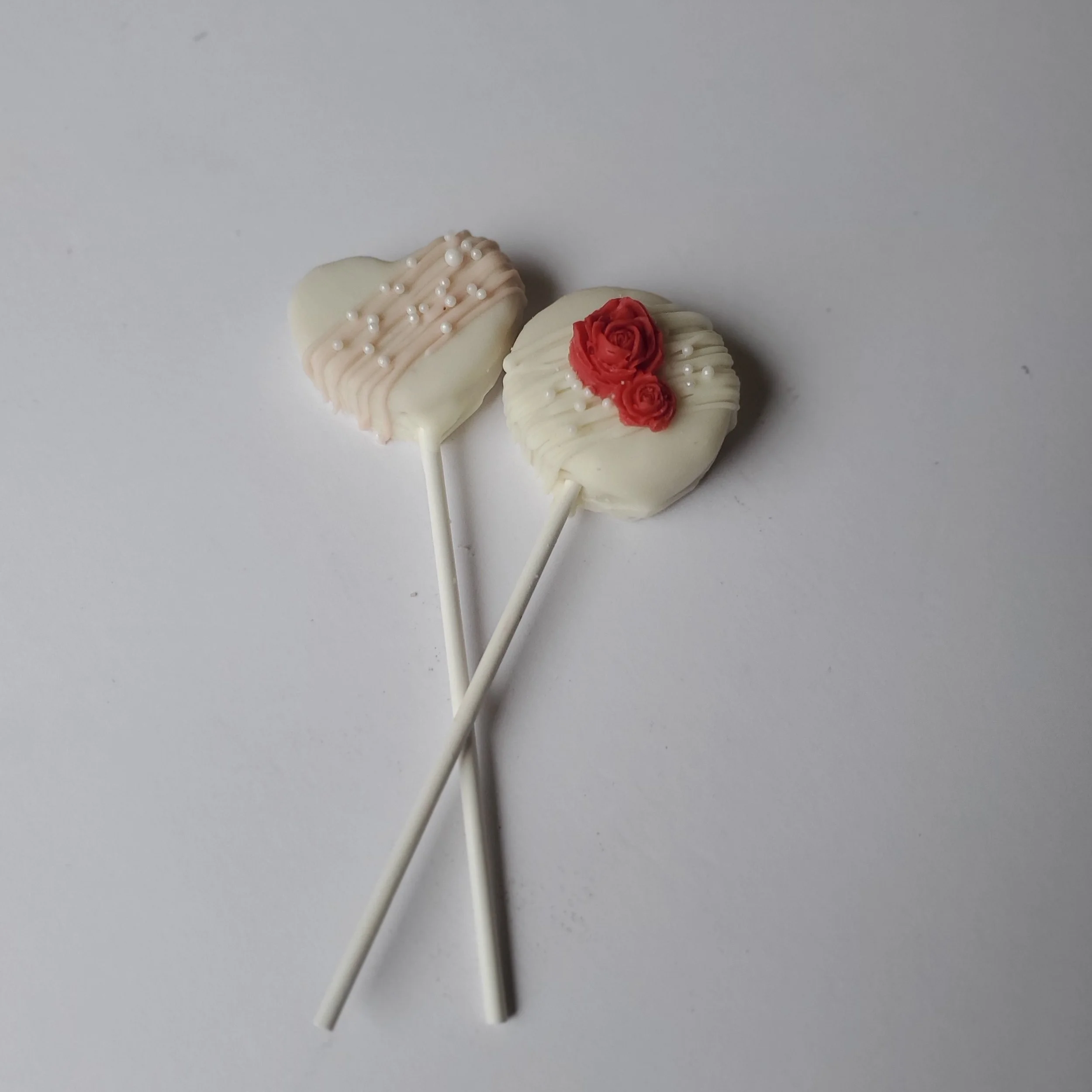 valentines cake pops