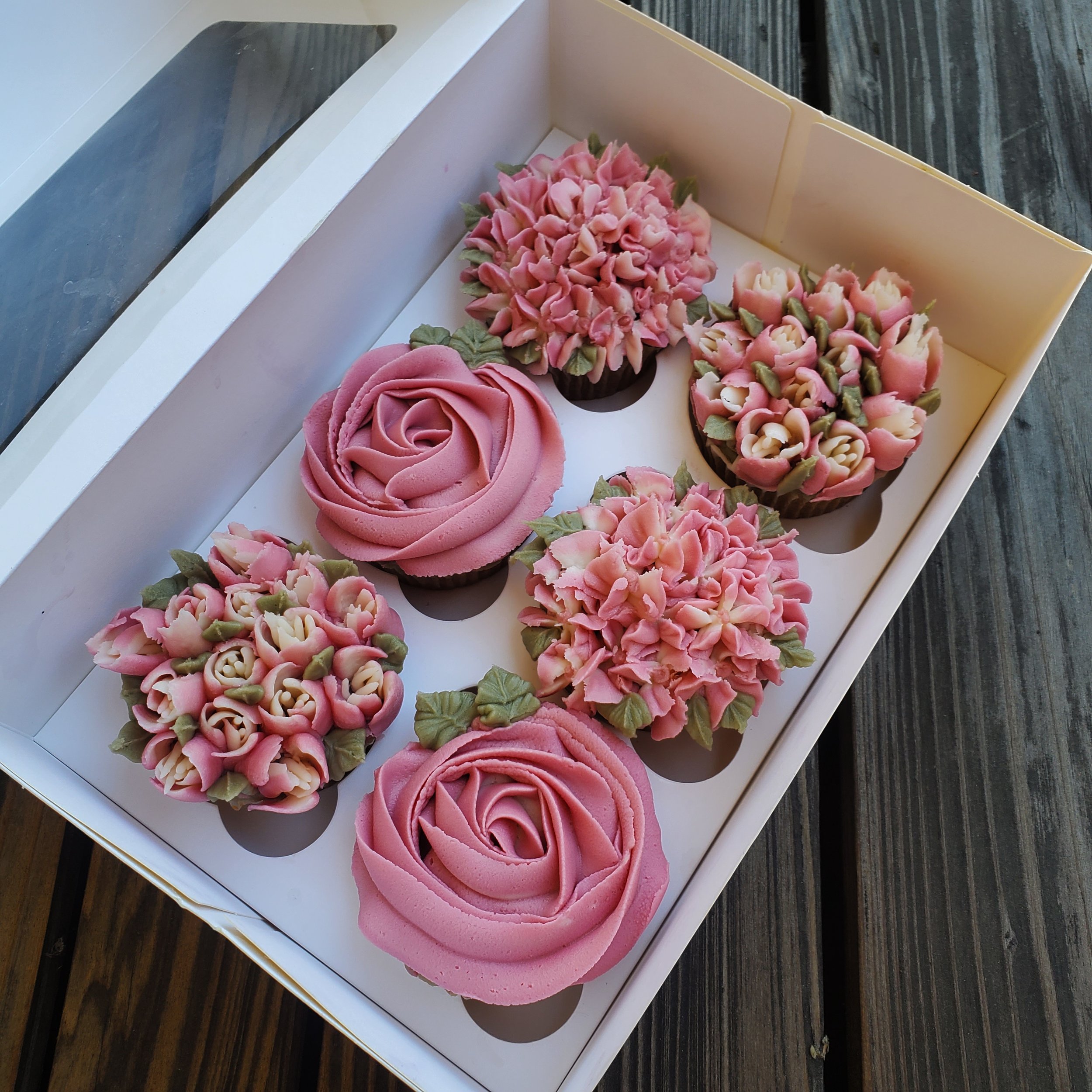pink rosette floral cupcakes