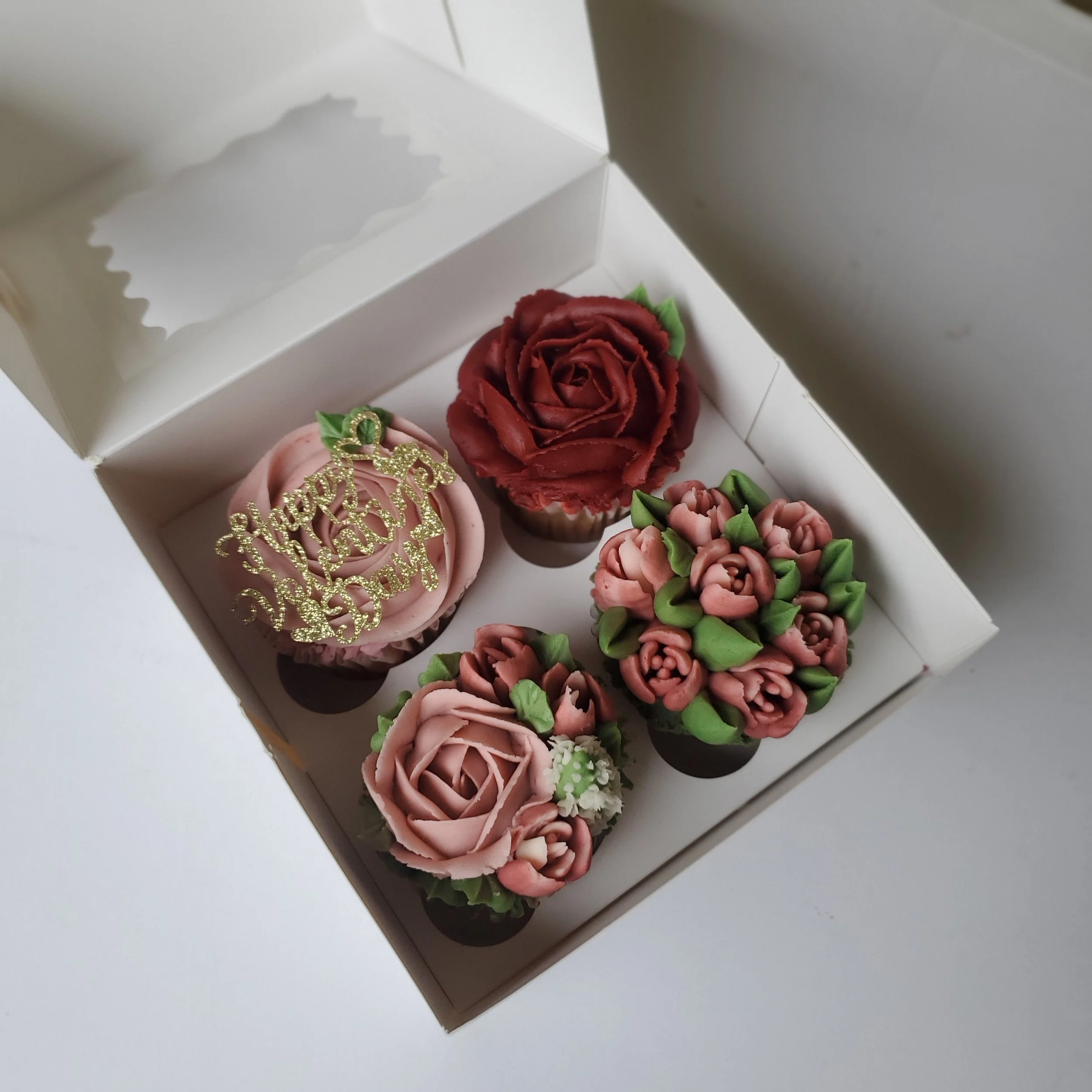 valentine's floral cupcakes box of 4