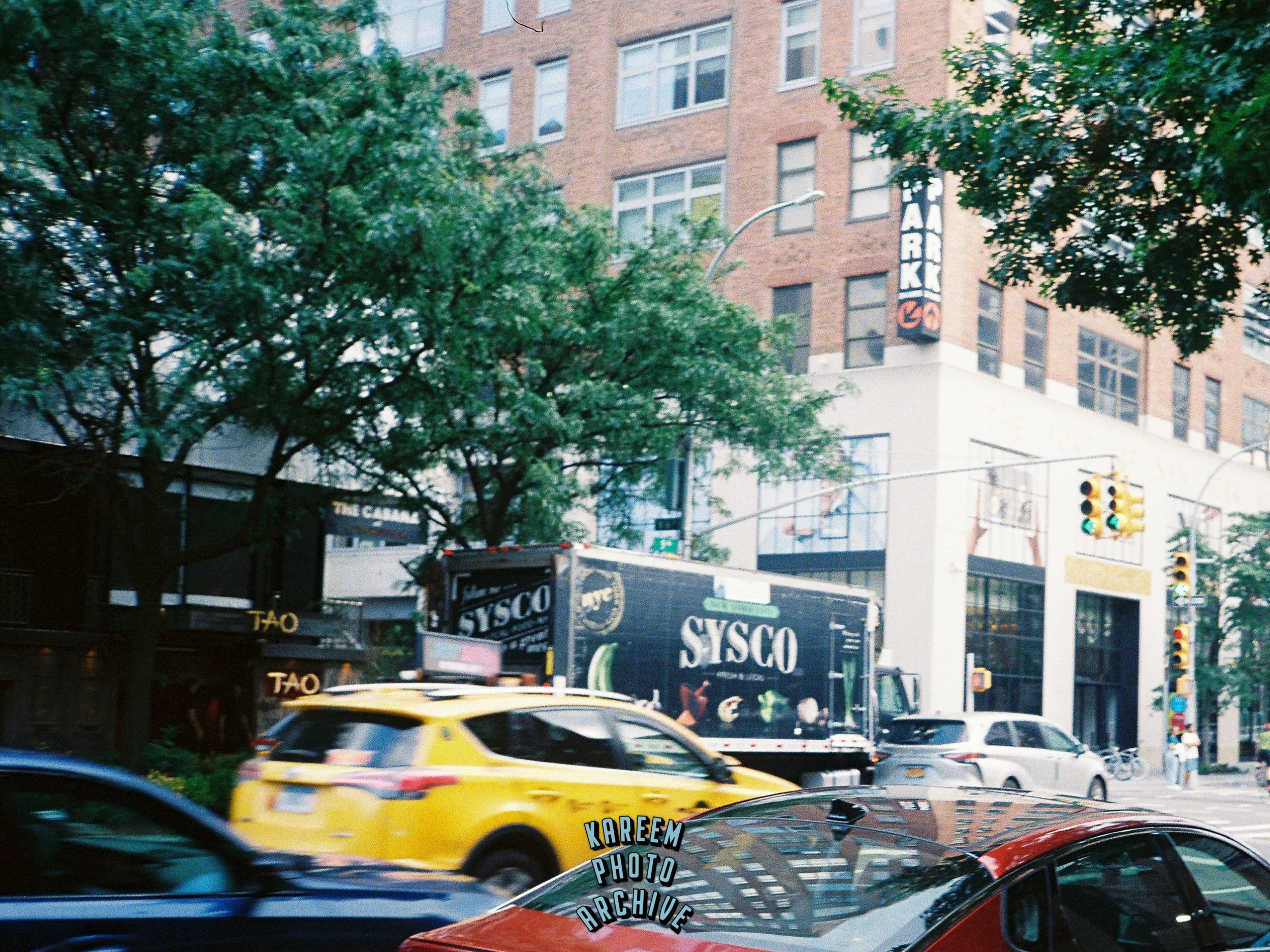 9391001_9391001-R1-025-11.jpg
