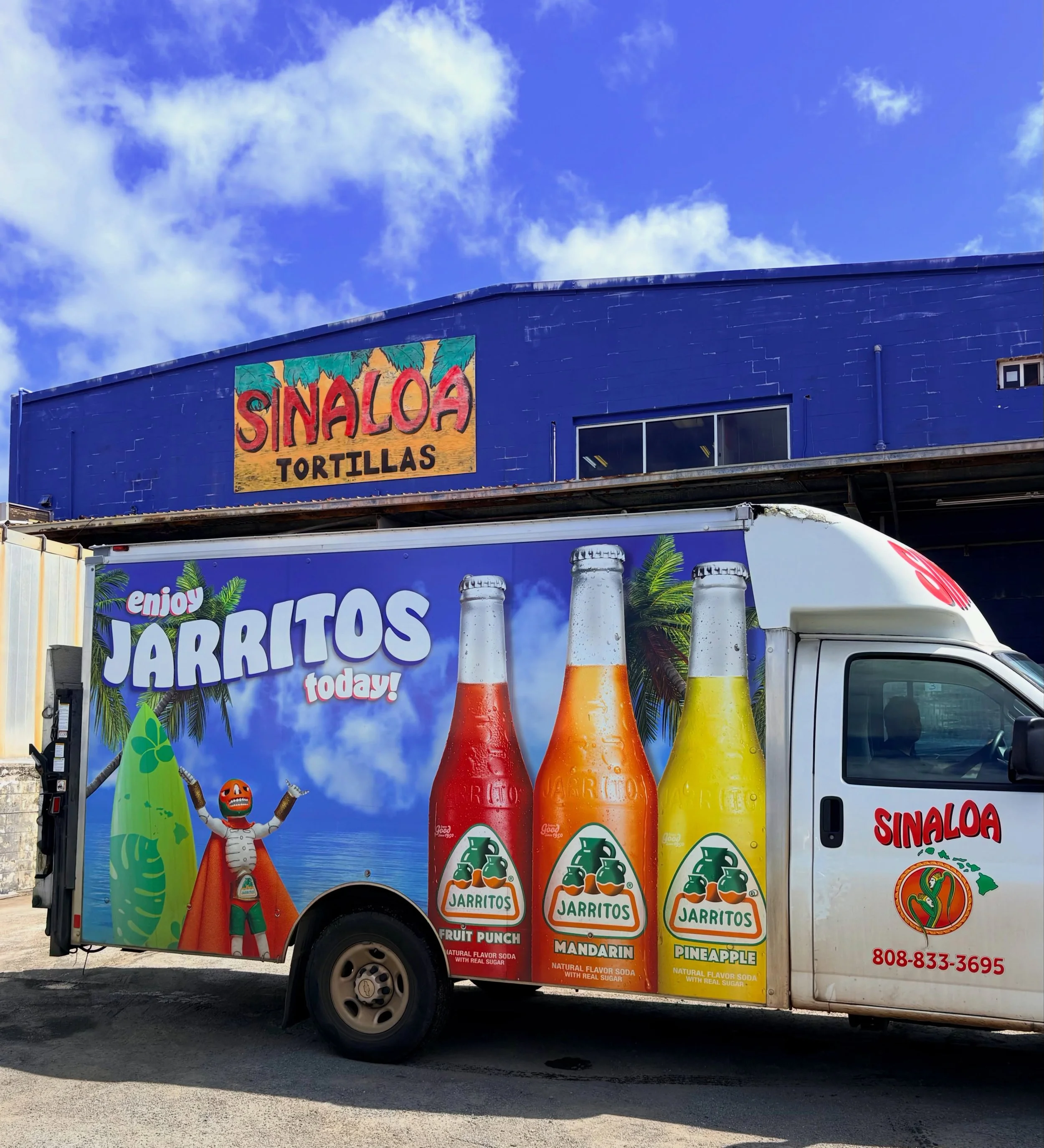 Rolling routes and restocking racks with fresh tortillas and crispy chips! 

Bringing the flavors you love to grocery stores across Hawaiʻi 🤙🏽🌮
