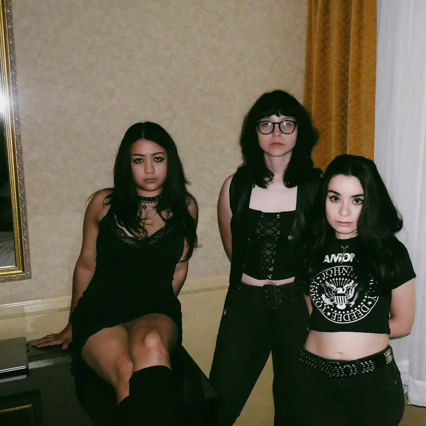 🌹YOU&rsquo;VE GOT ME LIVING IN SIN 🌹

HEY ROCKERS ⛓️We&rsquo;ve been hard at work writing some new tunes ⚡️in the meantime enjoy a cover of GUTS by one of our favorite bands ever 😭 it drops August 29th 🤘🏼 PRESAVE LINK IN BIO 

Art by the most ta
