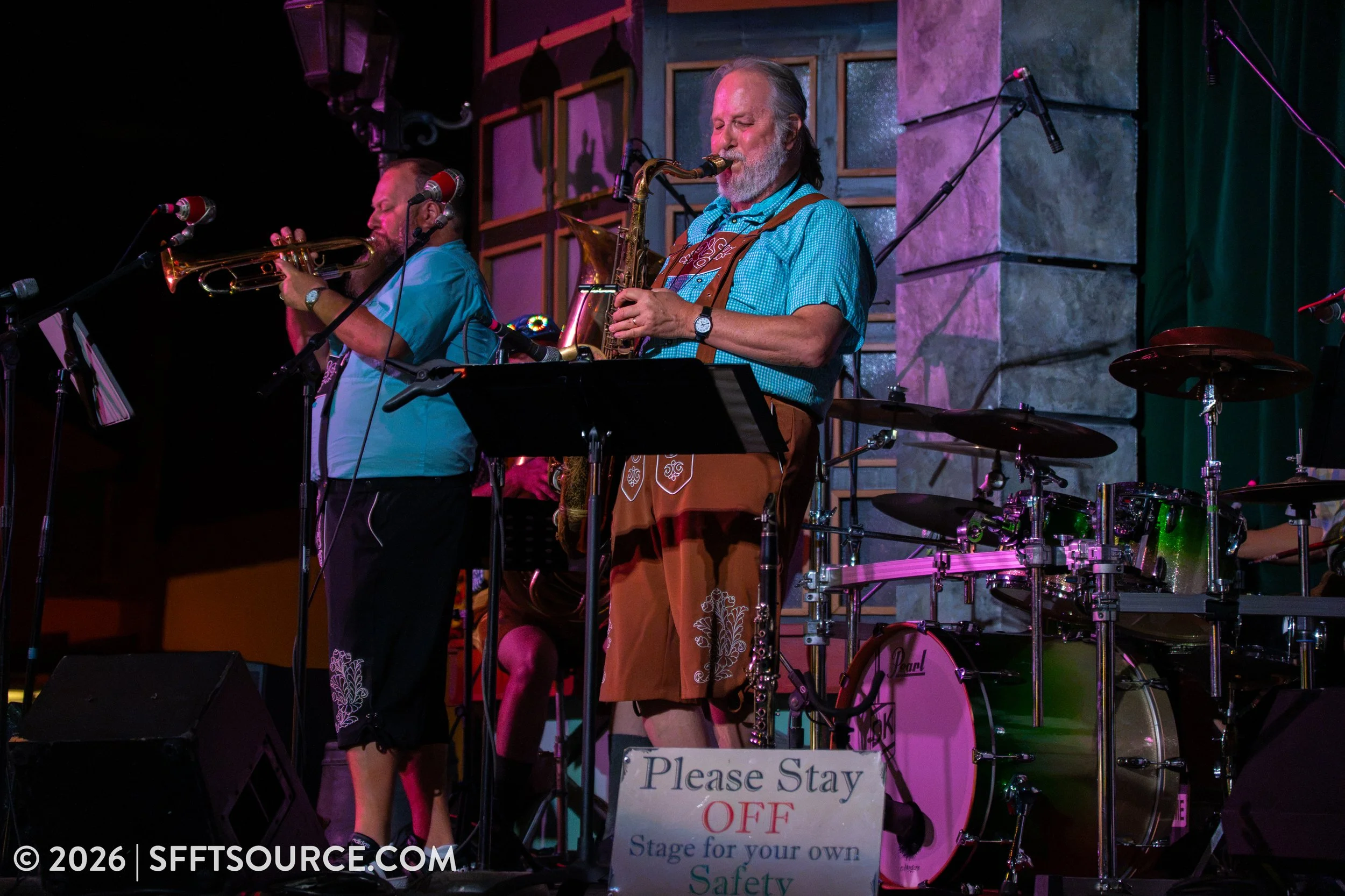 Der Wurst Band Six Flags Fiesta Texas Oktoberfest Entertainment