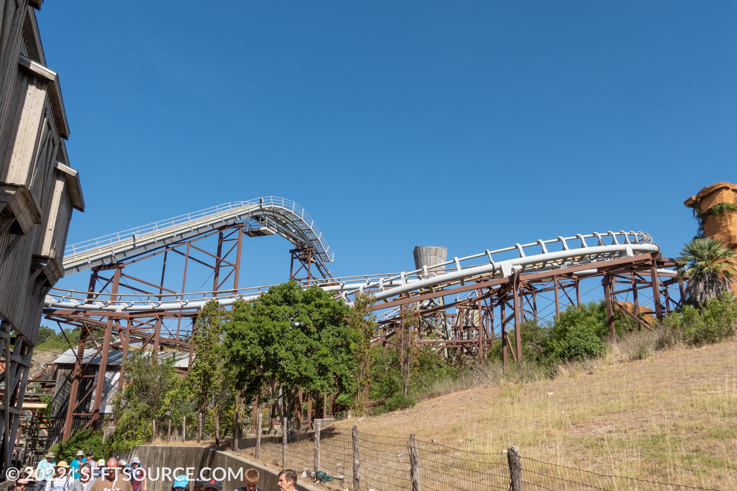 Road Runner Express Six Flags Fiesta Texas Road Runner Express | Six Flags Fiesta Texas — SFFT Source