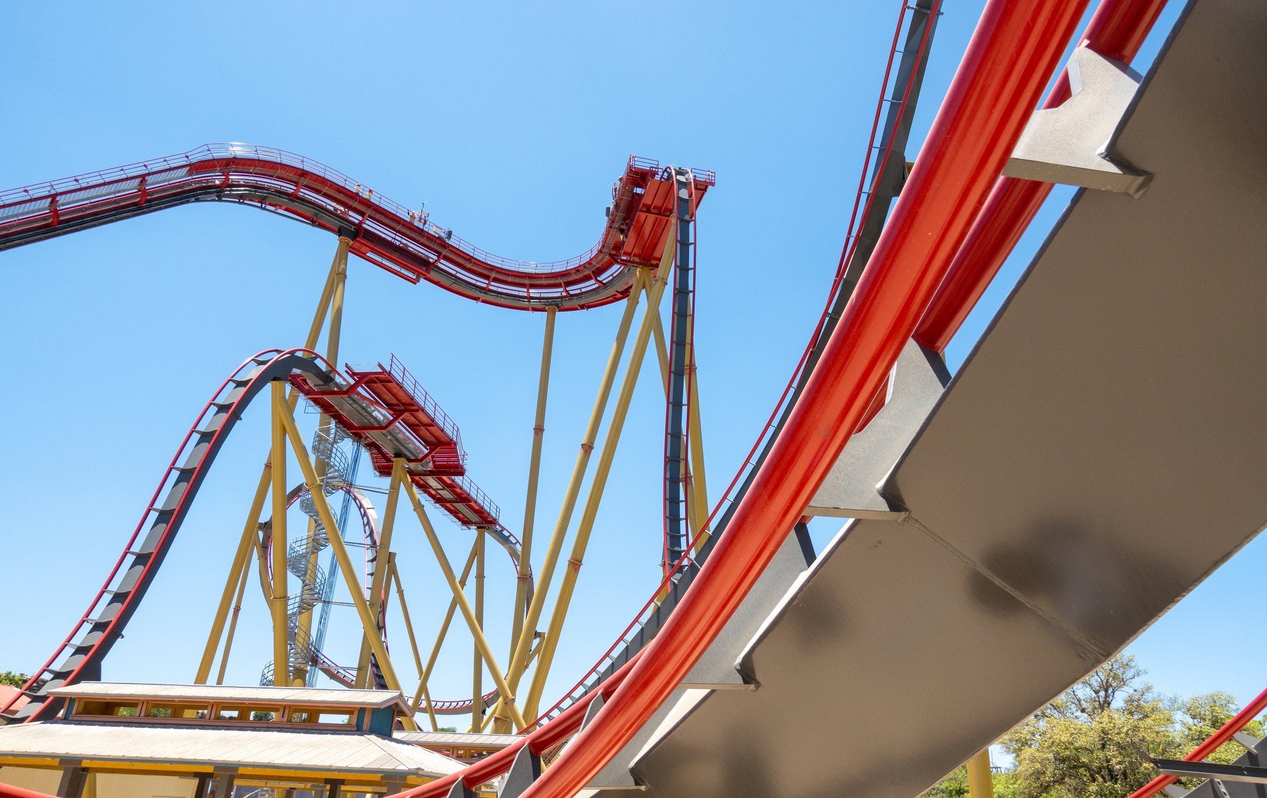 What's Coming to Six Flags Great Adventure in 2022? B&M Dive