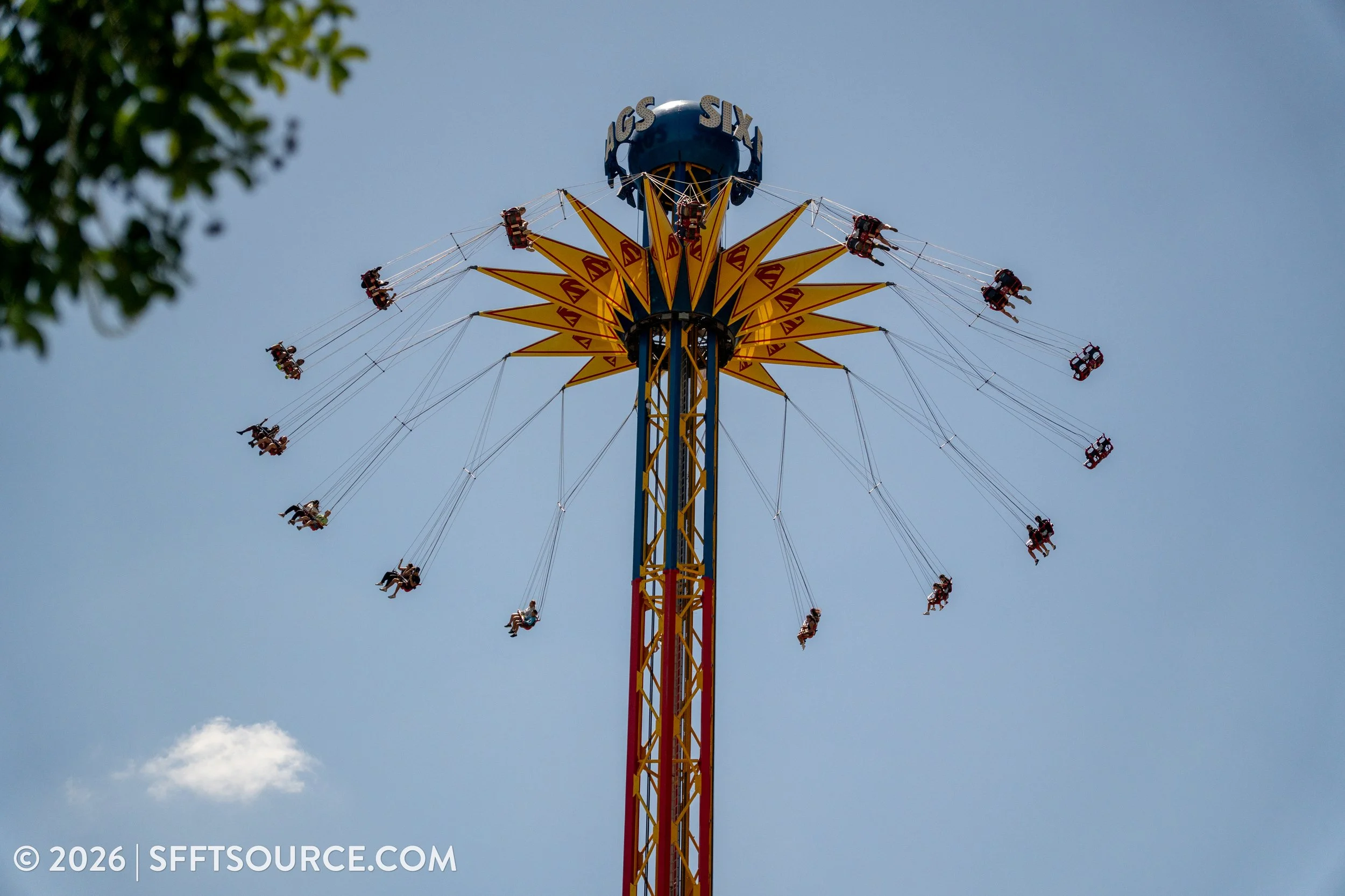 Supergirl Sky Flight