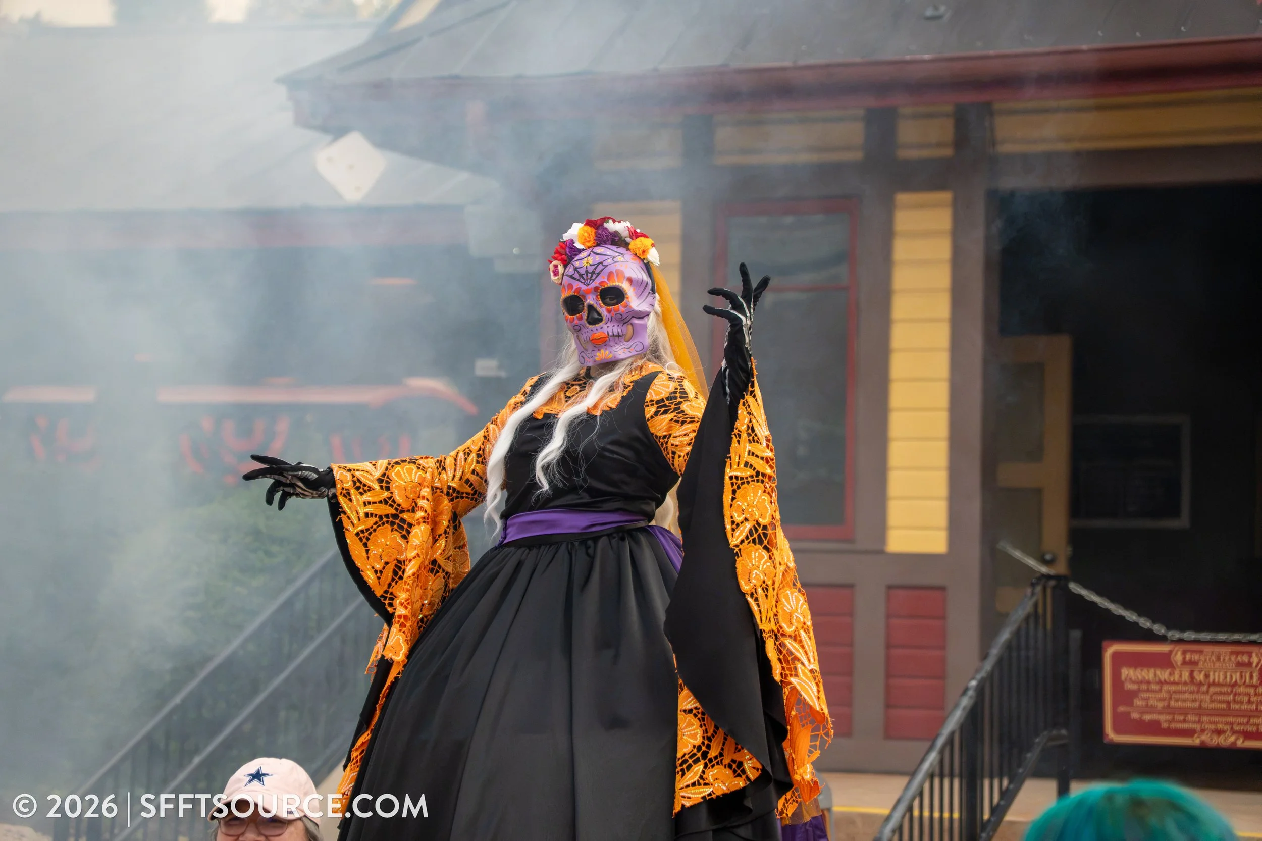 The Arrival Six Flags Fiesta Texas Fright Fest Entertainment