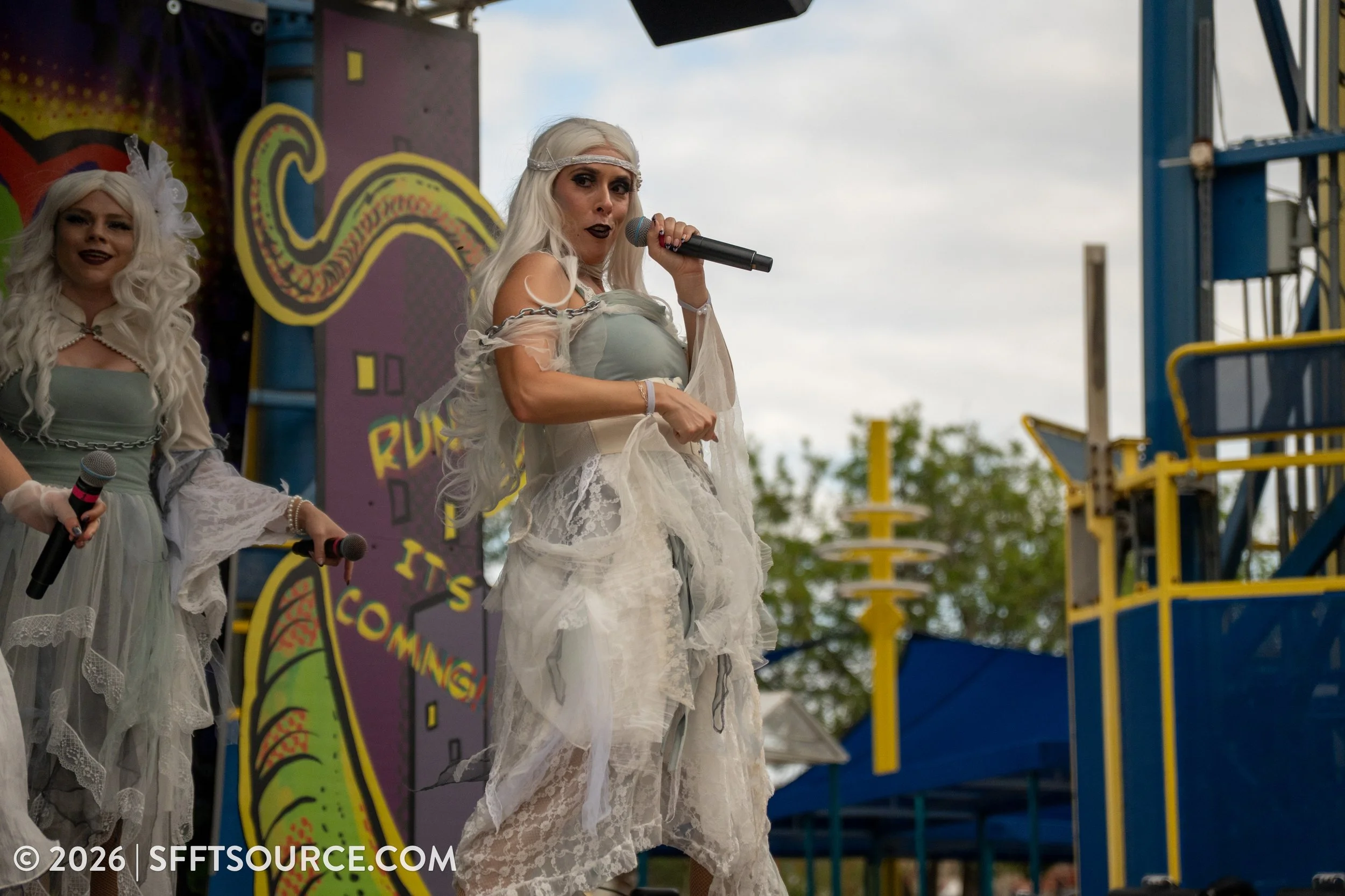 Spectral Sisters Six Flags Fiesta Texas Tricks and Treats Entertainment