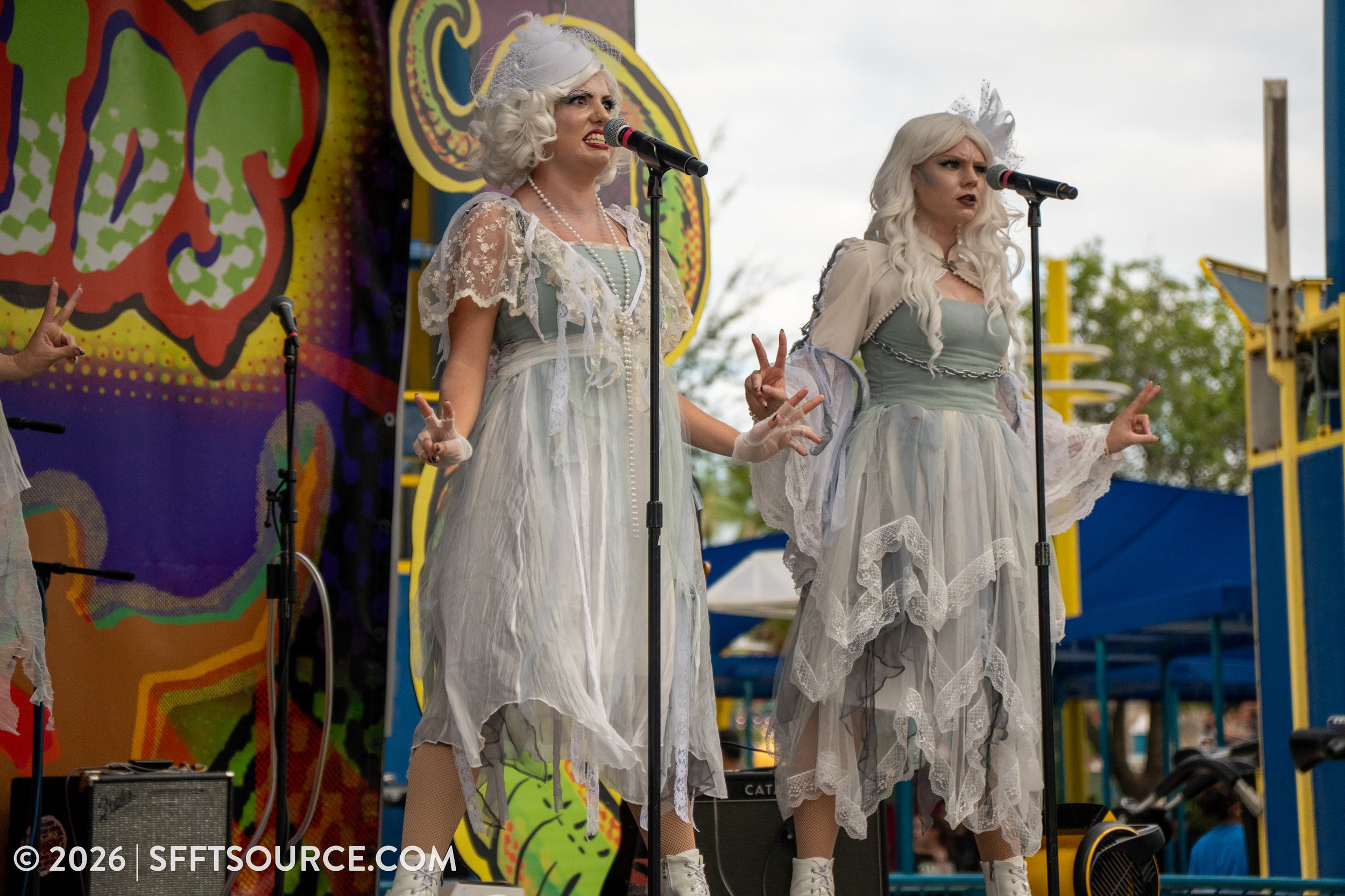 Spectral Sisters Six Flags Fiesta Texas Tricks and Treats Entertainment