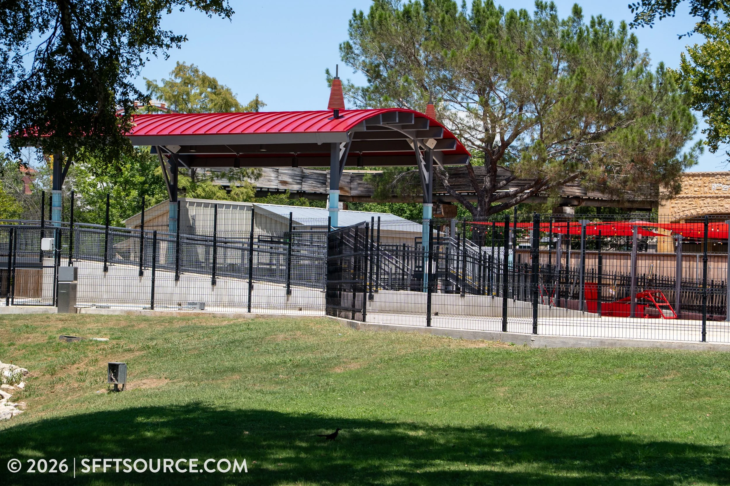 Kid Flash Cosmic Coaster 2026 Removal Six Flags Fiesta Texas