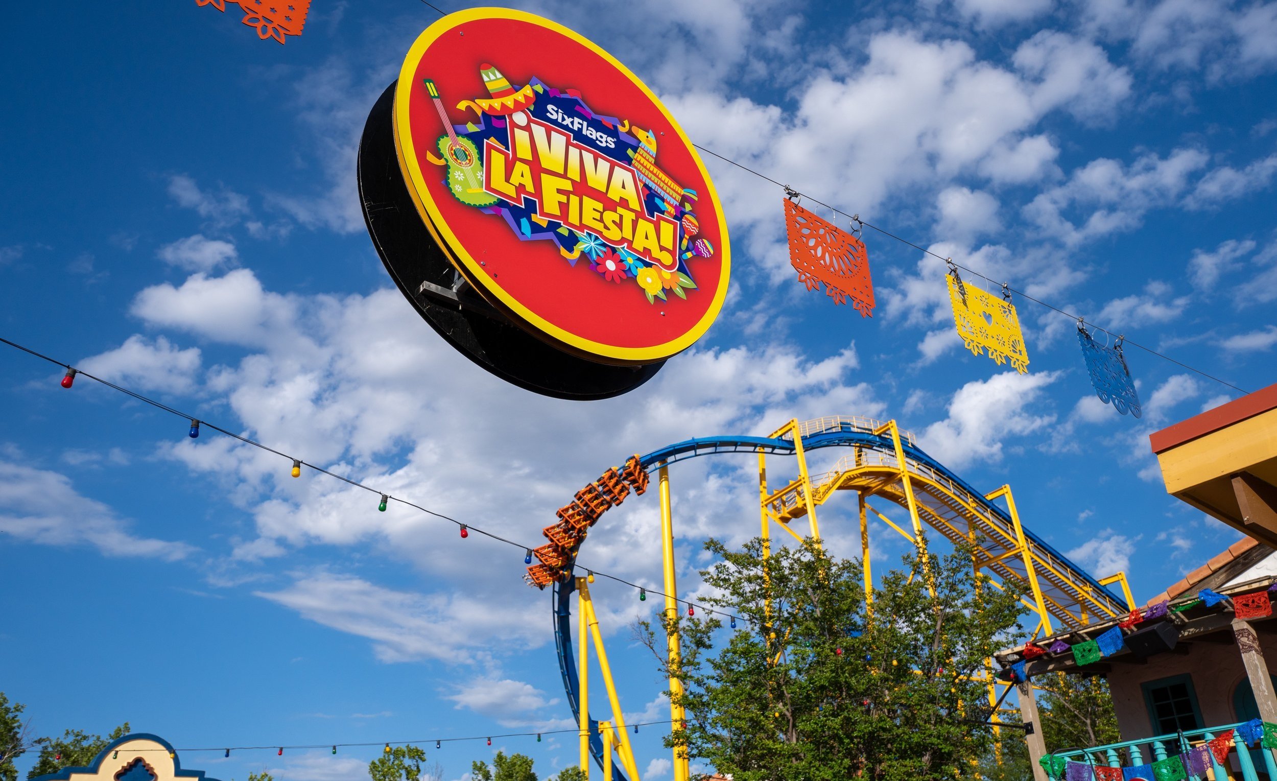 Return of the Pink Thing - Guide to Six Flags over Texas