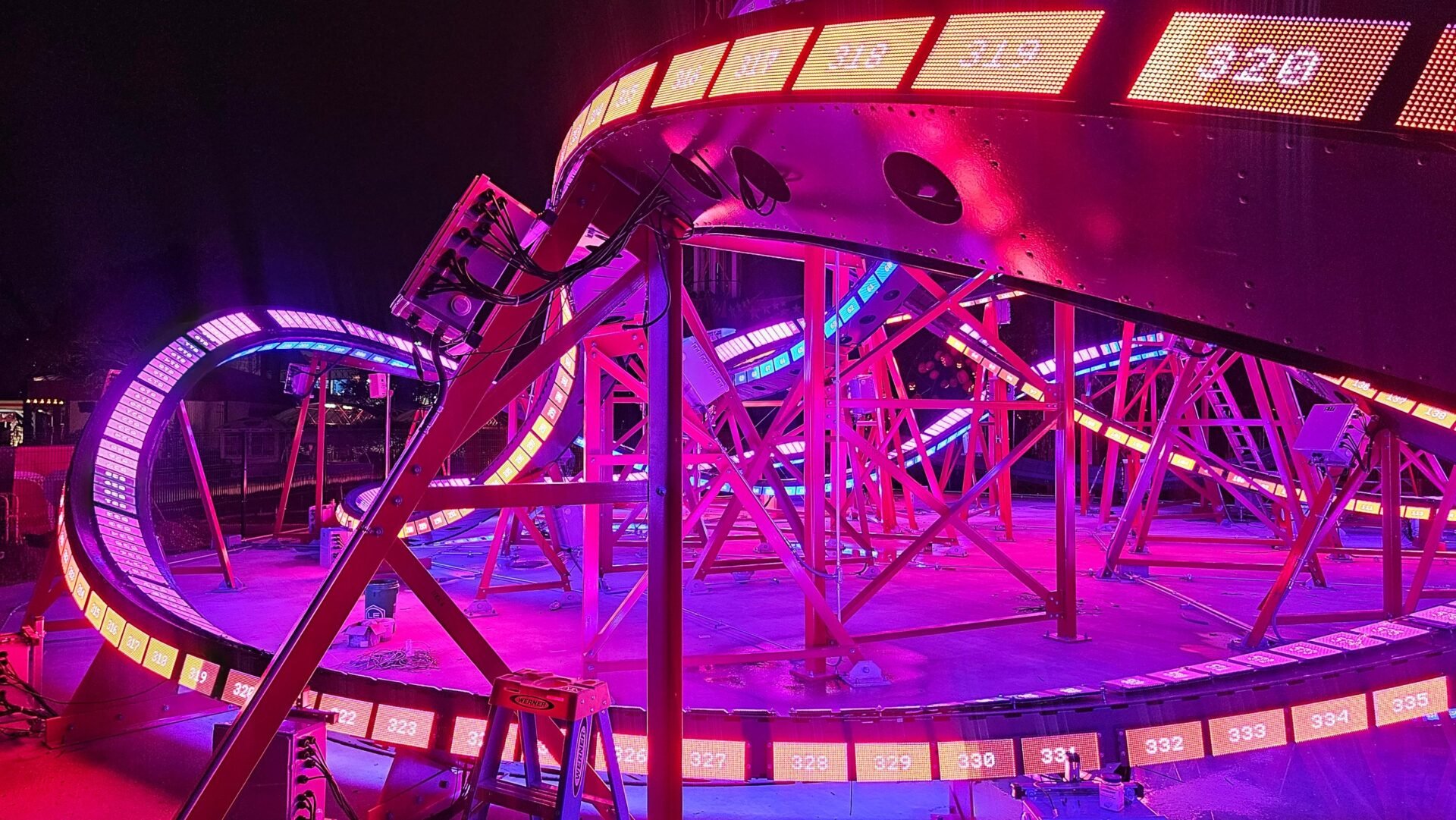 LED Skyline Attractions