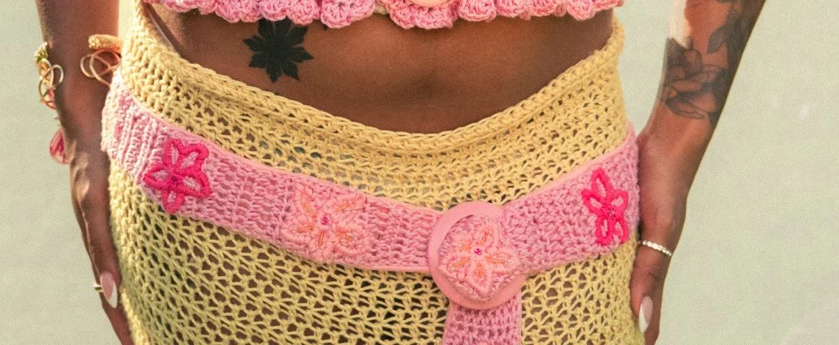 EMBROIDERED PINK VENGAZA FLOWER BELT