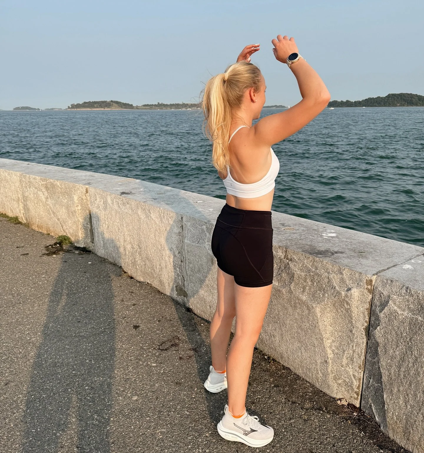 Feeling strong with @runna 🏃🏼&zwj;♀️💕💪🏻

Coming back from injury wasn&rsquo;t easy, but Runna gave me the structure and motivation I needed to keep going. 💪🏻✨ Being honest about the highs and lows has been so important to me, and I hope my jou
