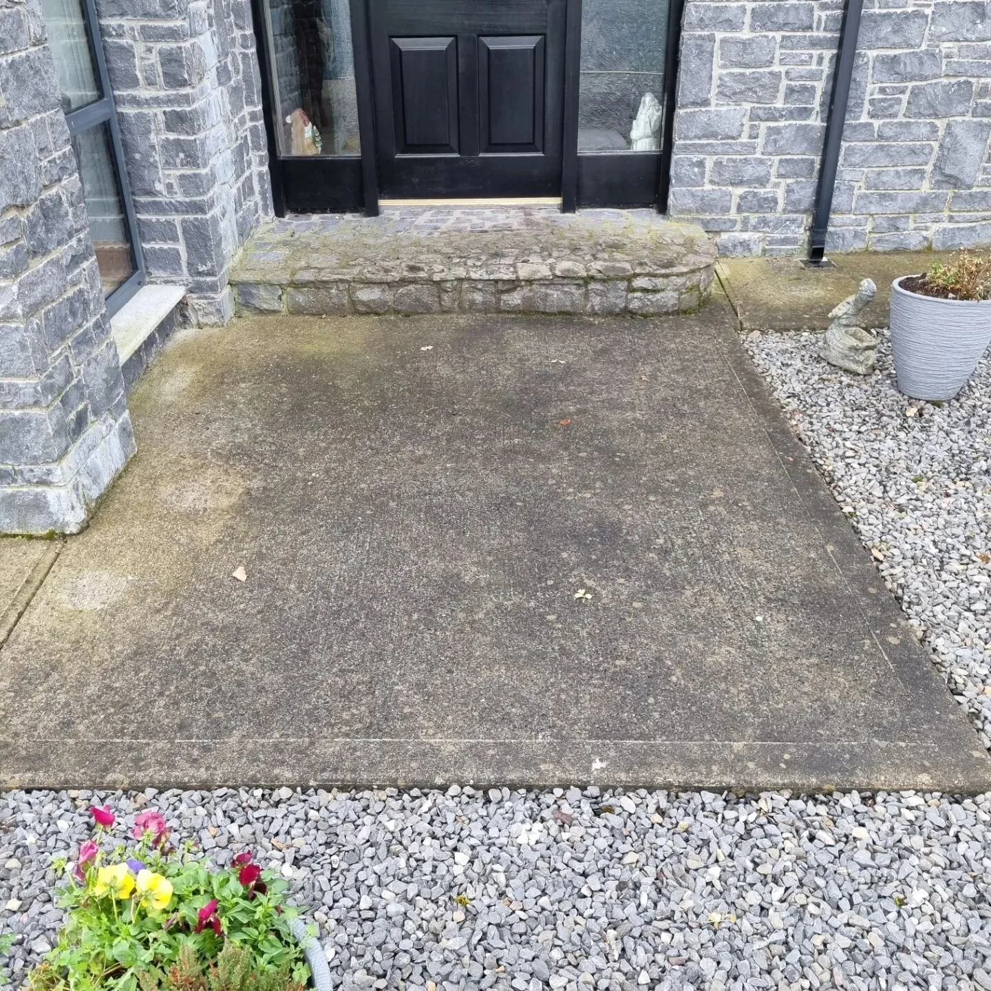 Some powerwashing to start the new year.