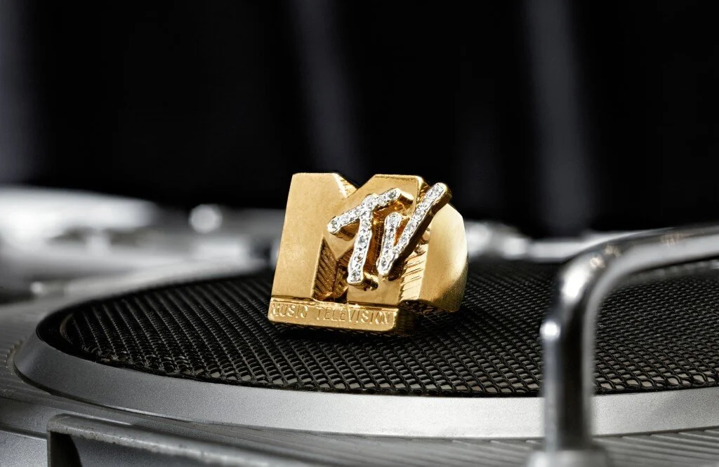 sothebys-md.brightspotcdn.com fab 5 freddy mtv ring.jpg
