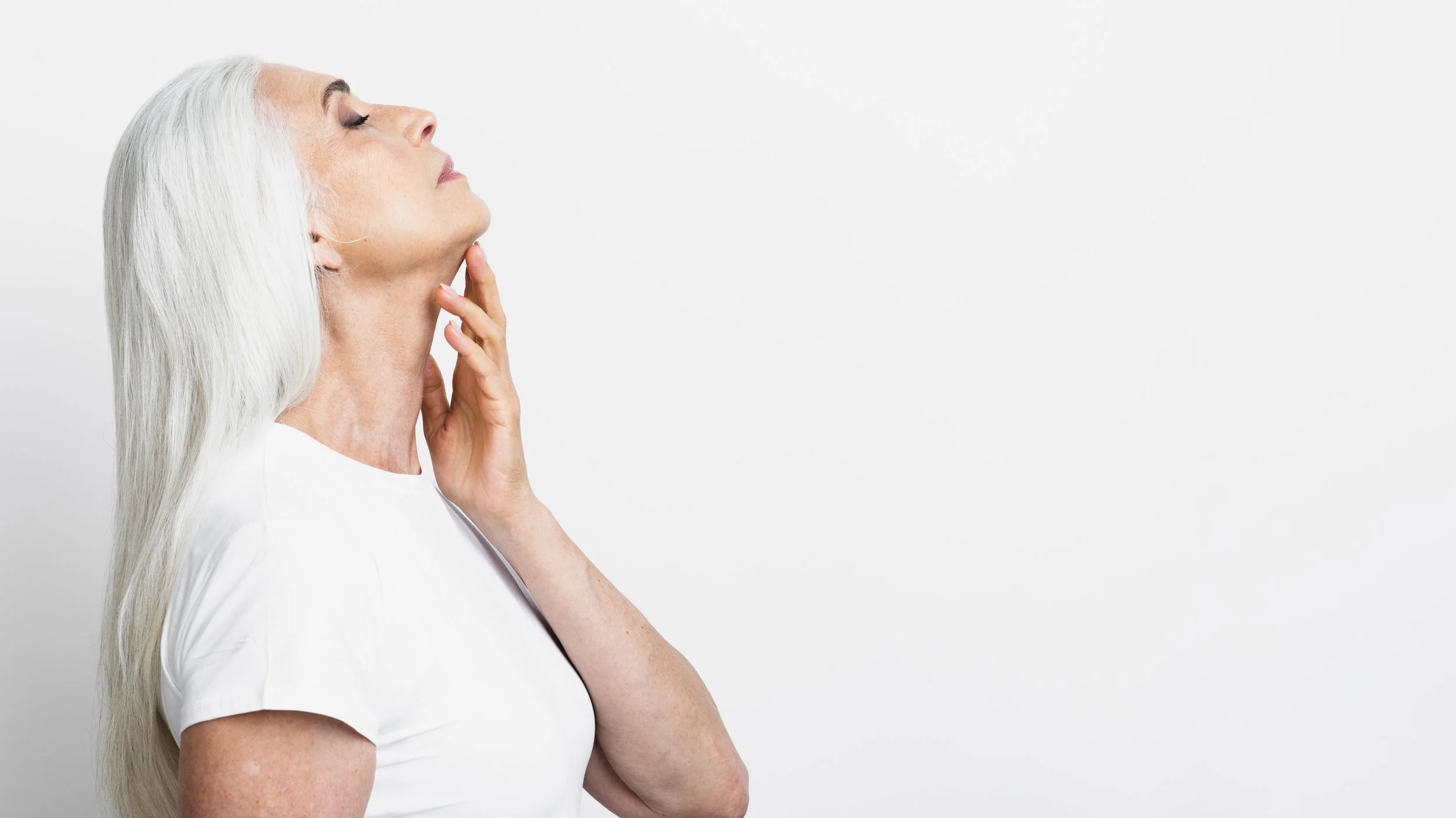 Kinnkorrektur mit Hyaluron-Filler durch einen Arzt in Chemnitz