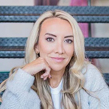 Aimee Sloggett Headshot | Raquel's Design Studio | Graphic Design, Website Design & Development