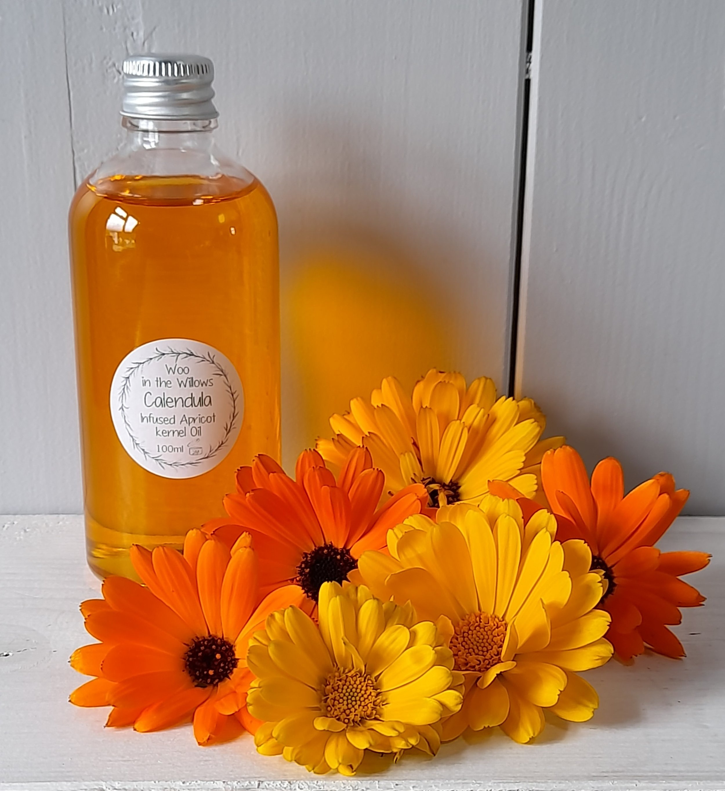 Calendula oil