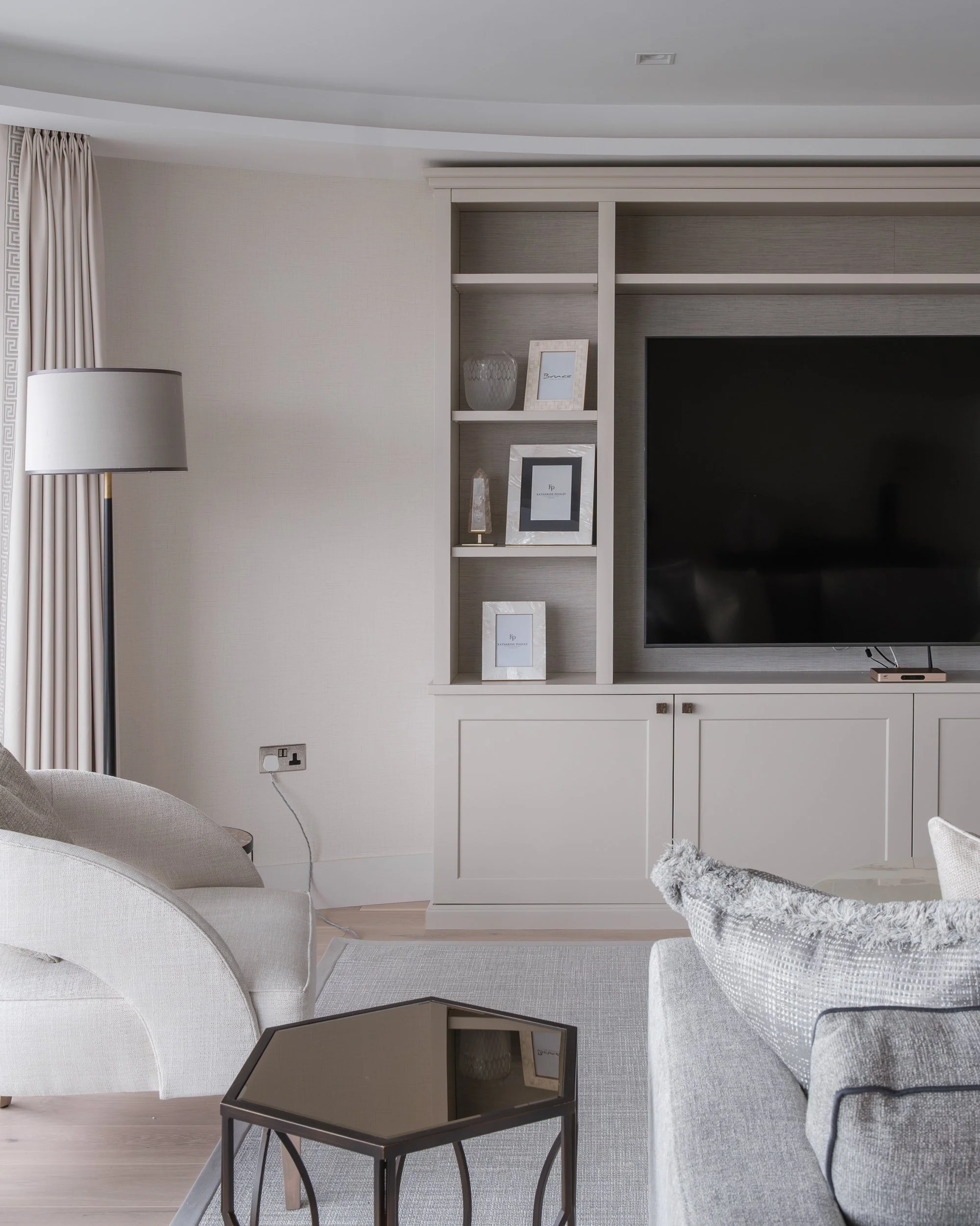 25712_SP1058 The Corniche 21 02 2025-6_2000x2500.jpg