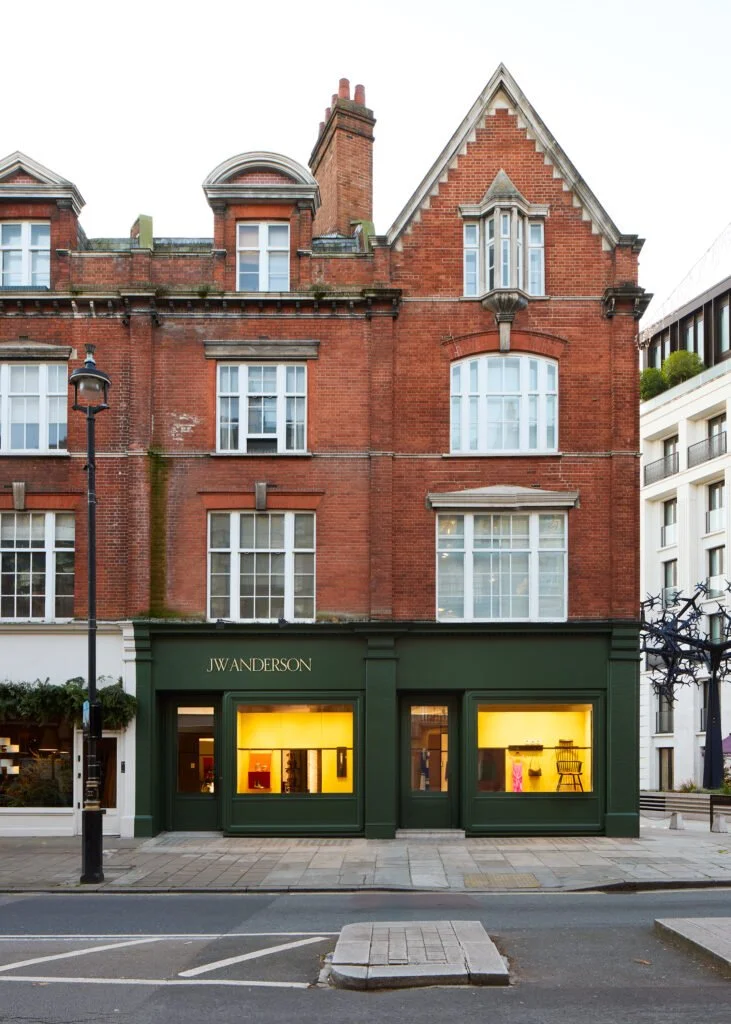 Exterior 2.jpg