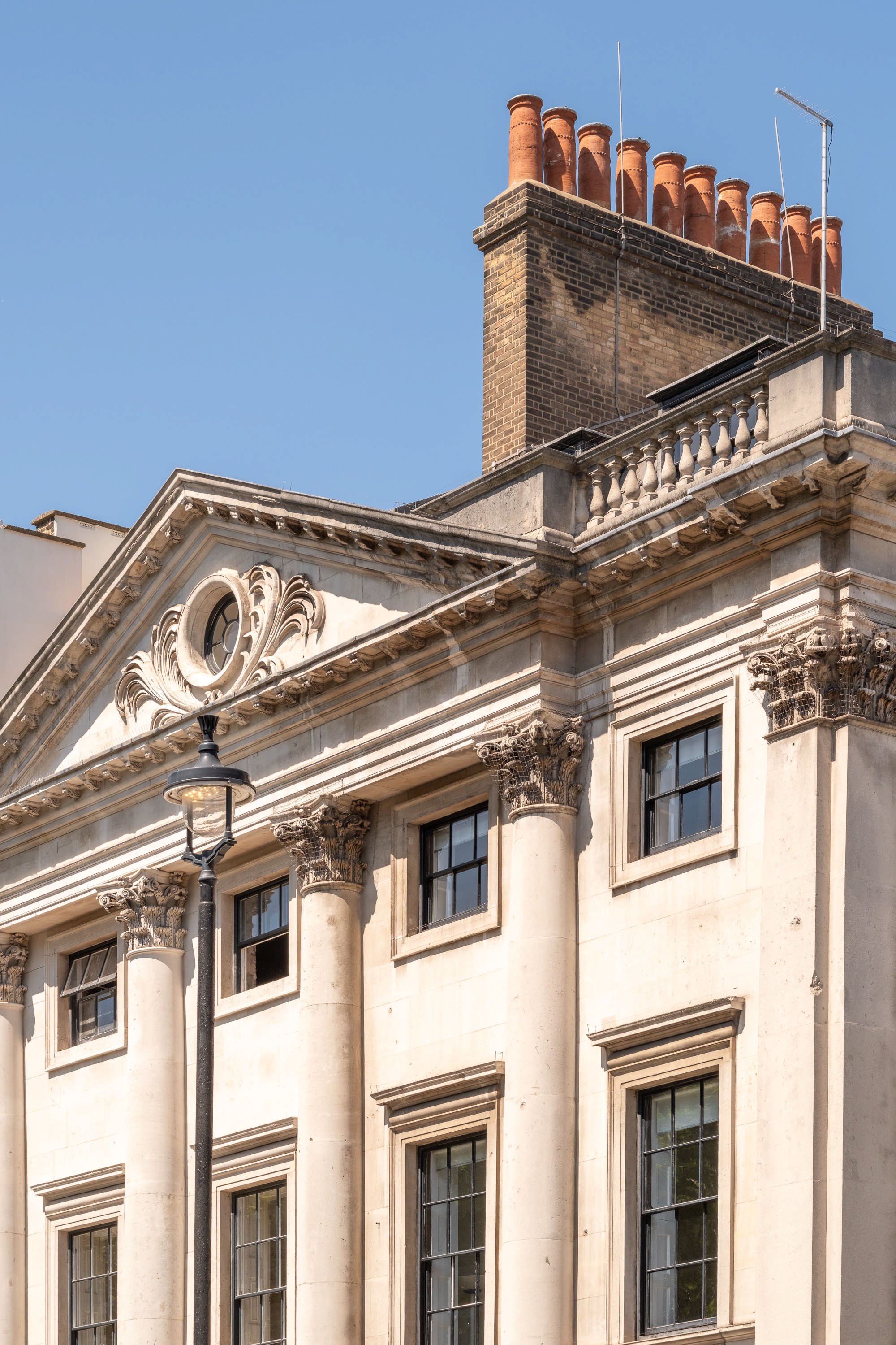 Breathing New Life into a London Building &amp; Mews