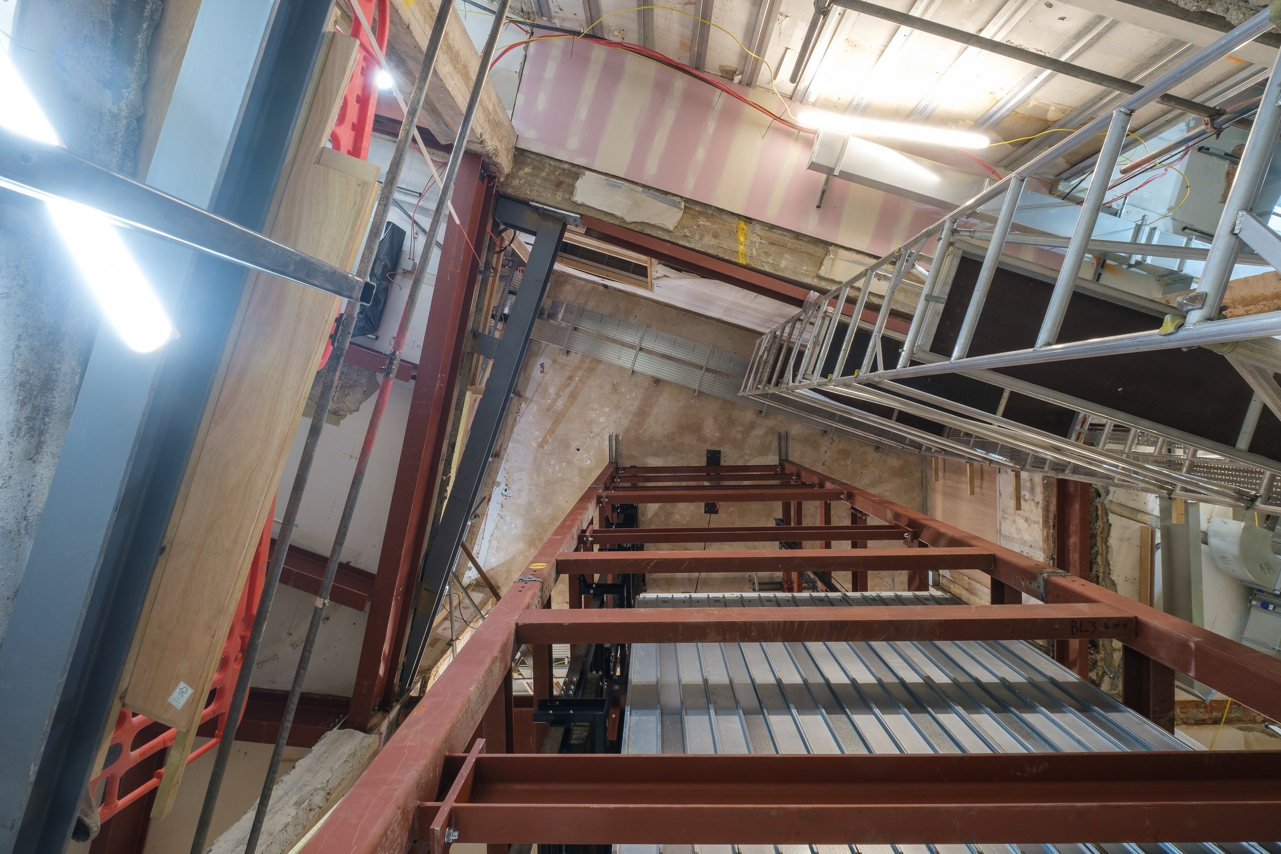 Balenciaga 18-11-21-MP-23.jpeg