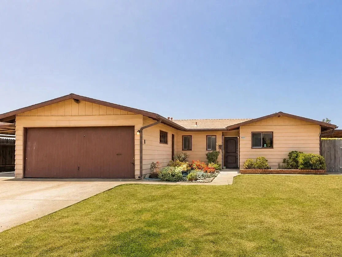 4801 Nipomo Dr