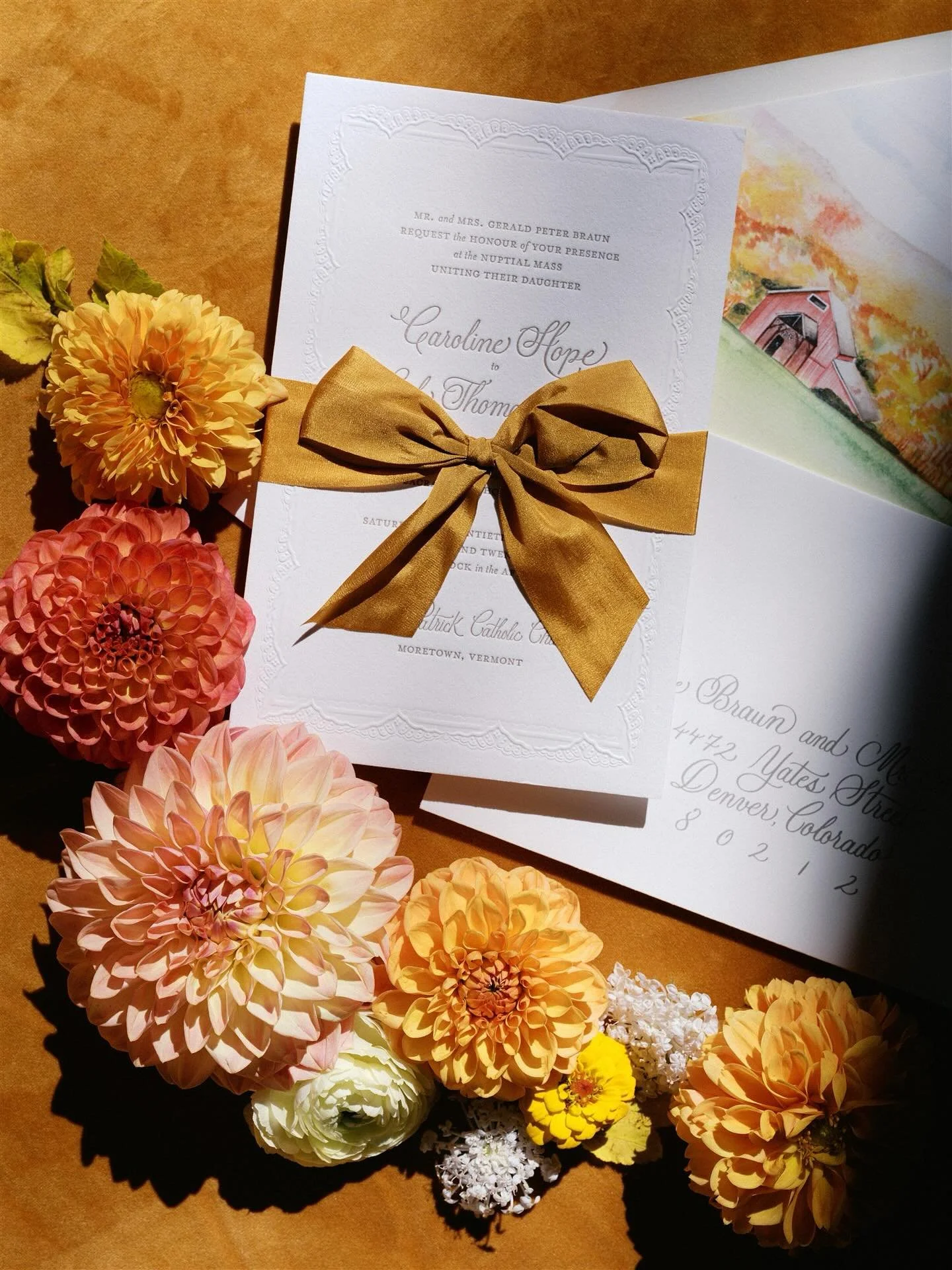 Caroline &amp; Noah&rsquo;s wedding was everything we love about fall in Vermont. From the moment guests arrived, they were immersed in the season &mdash; greeted by a seating chart displayed in baskets of fresh produce pulled straight from Green Mou