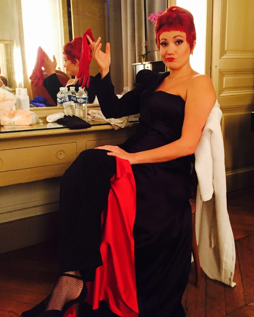 Transformations capillaires&hellip; swipe !
PS : En vrai, le roux me tente s&eacute;rieusement&hellip; j&rsquo;y vais ?

➖
Hair transformations&hellip; swipe!
P.S. Honestly, I&rsquo;m seriously tempted to go red&hellip; should I go for it?