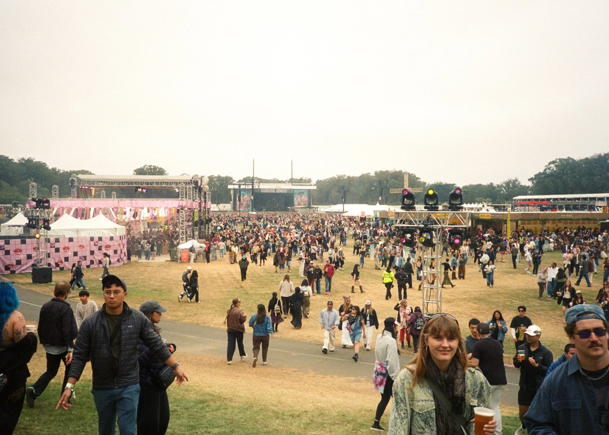 kodak_800_c_41_44342_145509_324568_000069670017.jpg