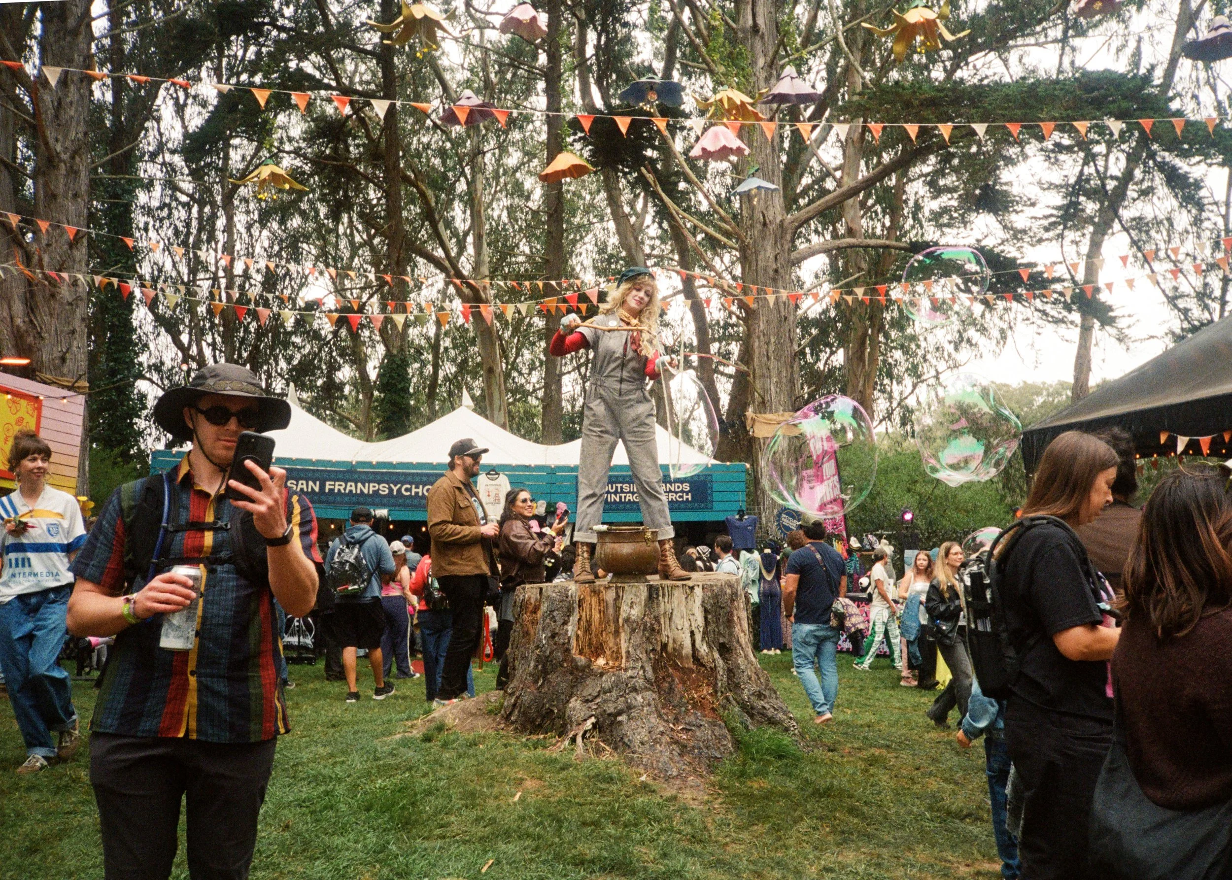kodak_800_c_41_44342_145509_324568_000069670023.jpg