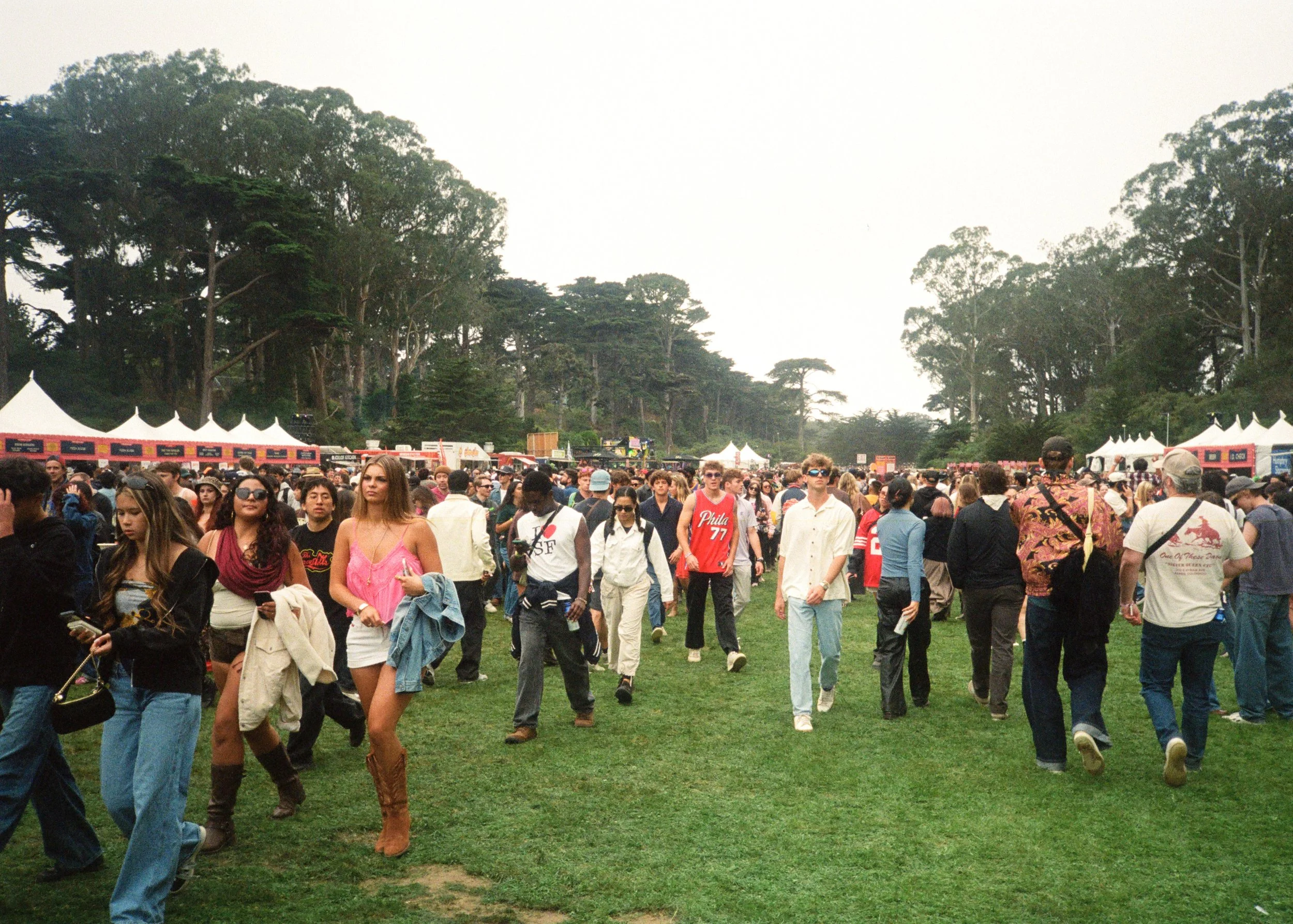 kodak_800_c_41_44342_145509_324564_000069650010.jpg