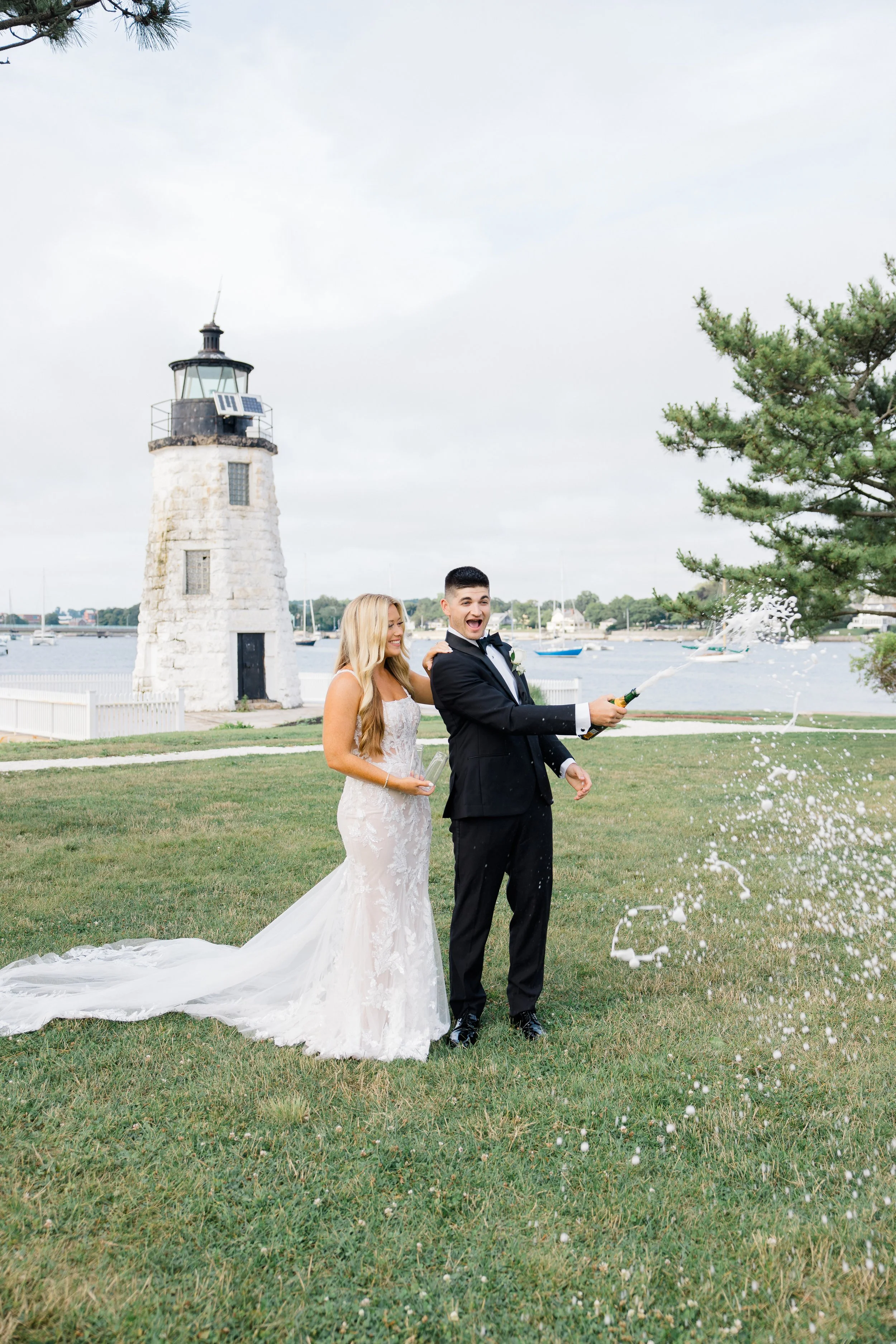Cole-Courtney-Wedding-Newport Harbor Island Resort-Newport-RI-1-857.jpg