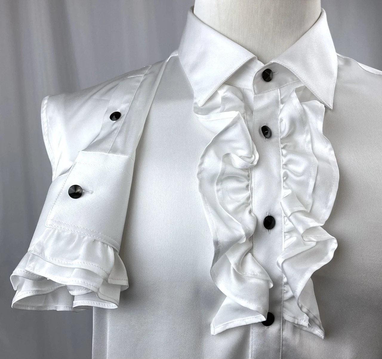 White Ruffle Shirt_5059.jpeg