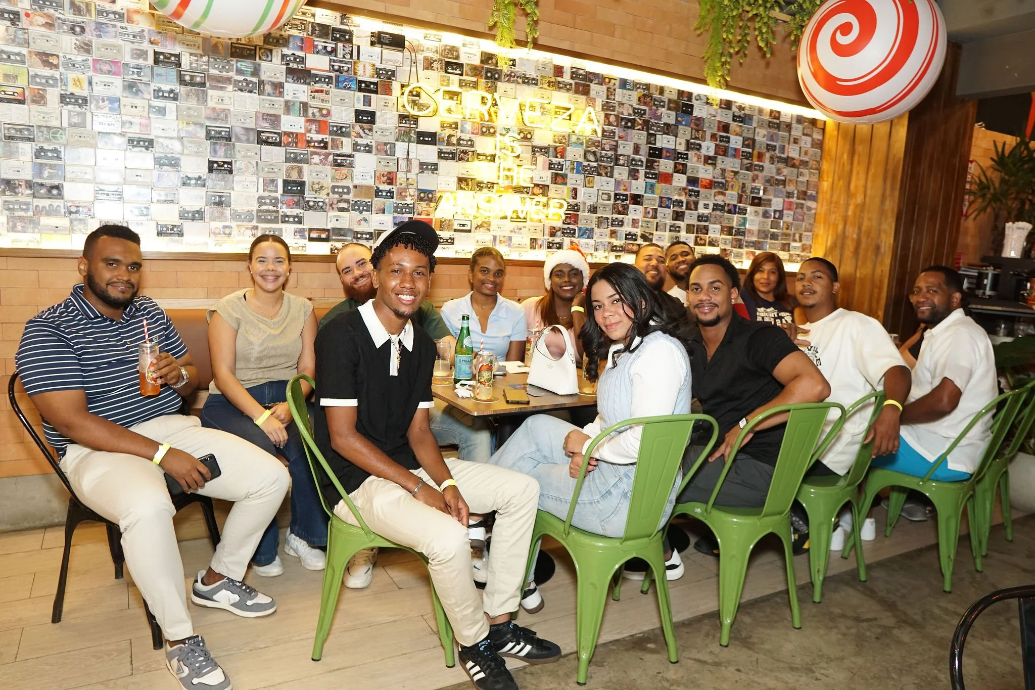 La Red de Oficinas Felices celebró su tradicional Fiesta Navideña Anual junto a más de 100 socios