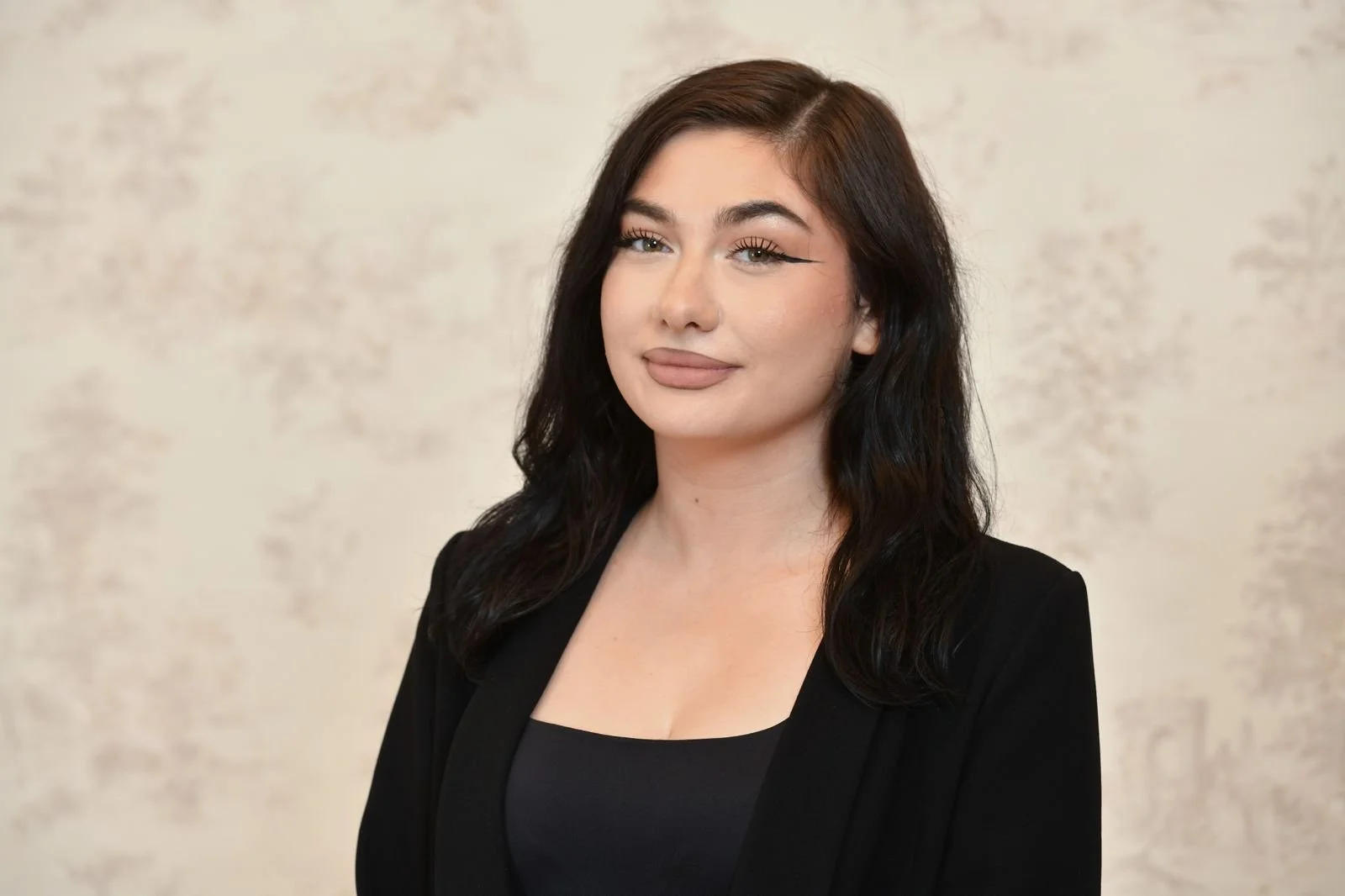 Gabriela Adam - Marketing Specialist - Lighthouse PR